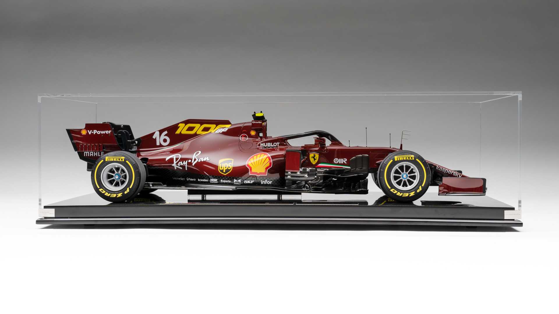 Amalgam 隆重發表披著 Ferrari 第 1,000 場大賽彩繪的 1：8「SF1000」賽車模型
