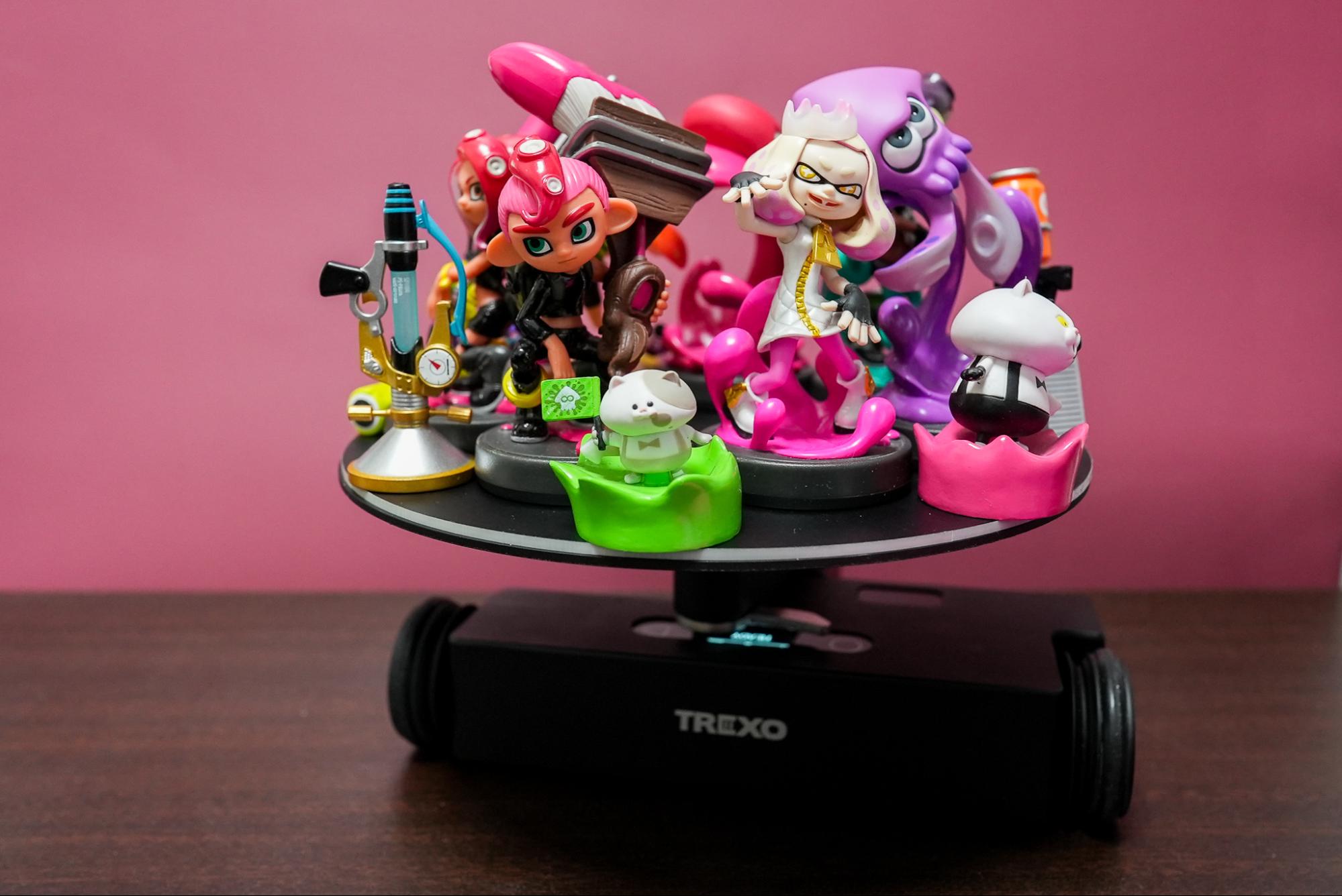 スマホで操作できる小型ドリー「Trexo Wheels」でスプラトゥーンamiiboを撮りまくった