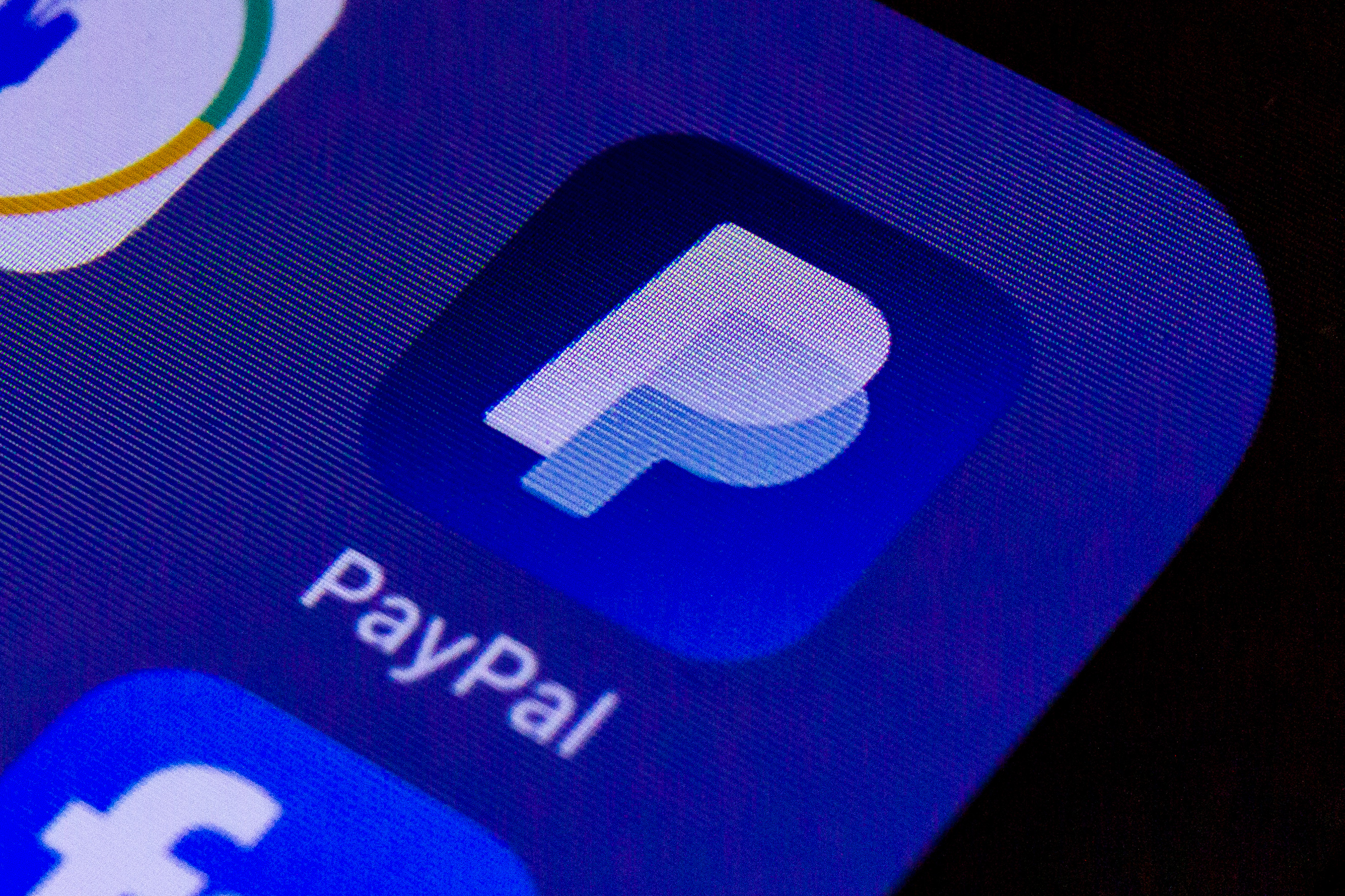 photo of PayPal's credit card will offer up to three percent cashback image