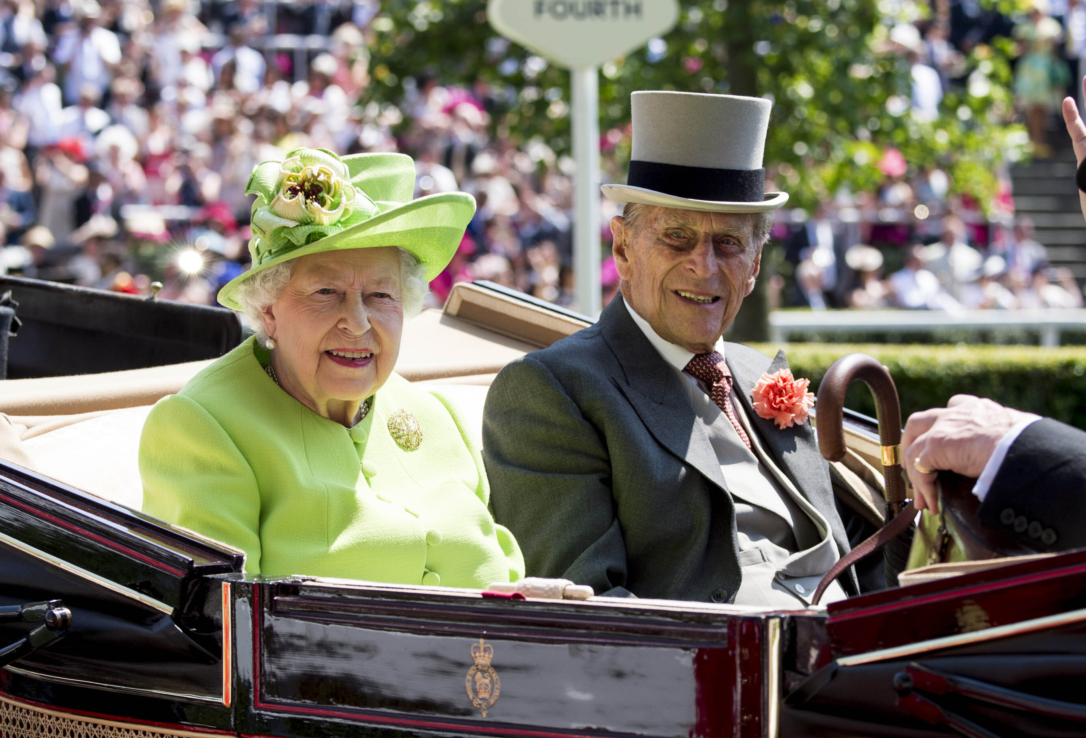 Photo by: KGC-178/STAR MAX/IPx 2021 4/9/21 The Duke of Edinburgh, Prince Philip, has passed away at age 99. STAR MAX File Photo: 6/20/17 Queen Elizabeth and Prince Philip, The Duke of Edinburgh, at day 1 of the Royal Ascot Day at Ascot Racecourse.