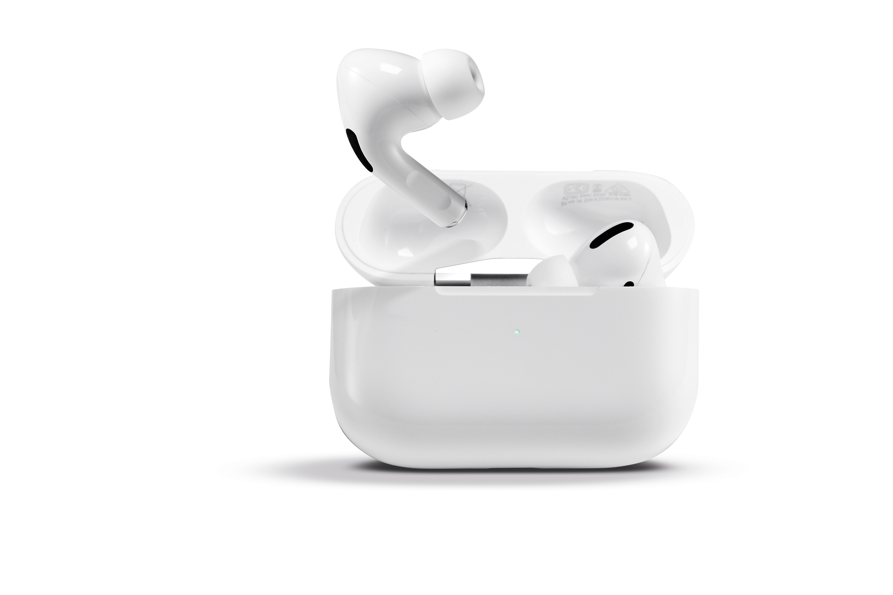 Apple - AirPods Pro MagSafe対応 MLWK3J/A 新品未開封品！の+