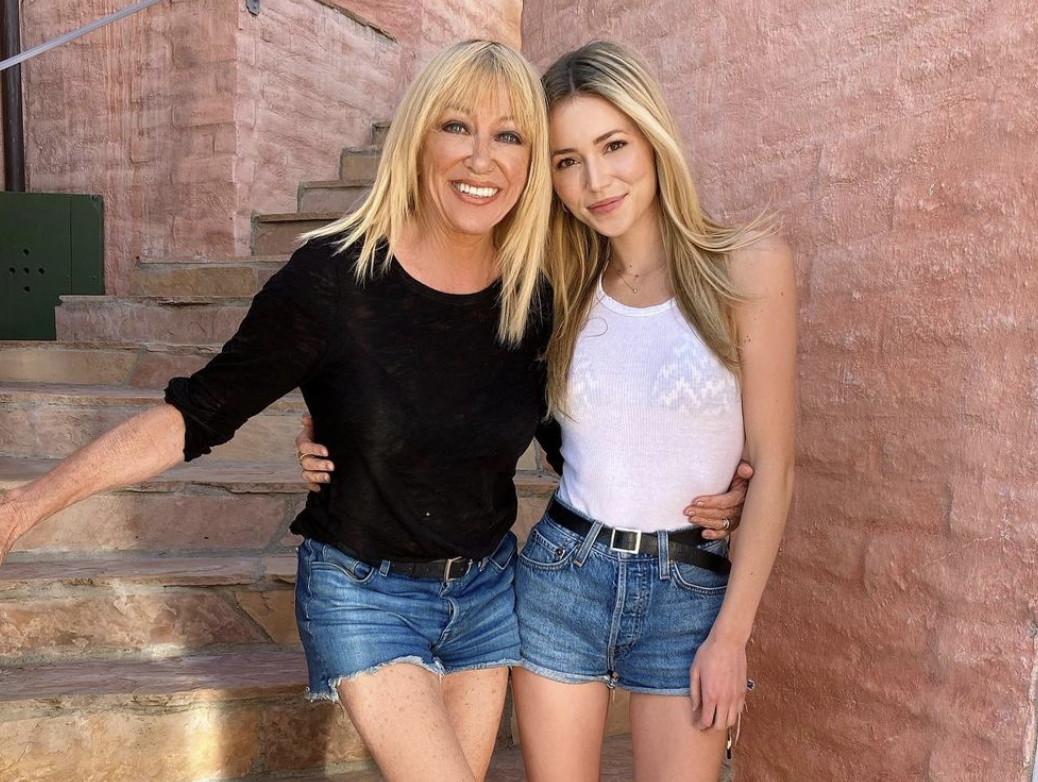 Suzanne Somers Twins in Short Shorts with Granddaughter Camelia