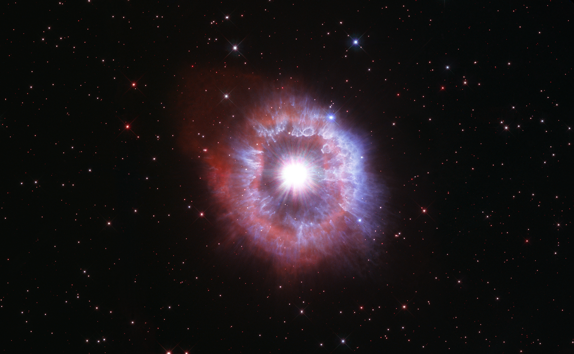 Photo of Hubble capture l’étoile brillante qui «  vit vite et meurt jeune  »