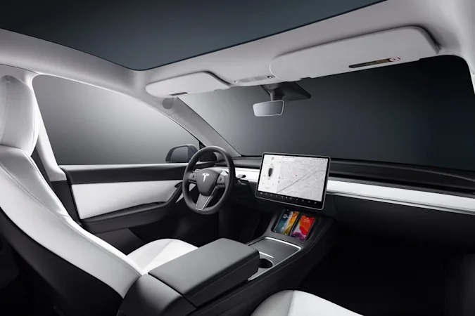 テスラ、イメージセンサーだけで構成するAutopilotシステム「Tesla Vision」への移行を発表
