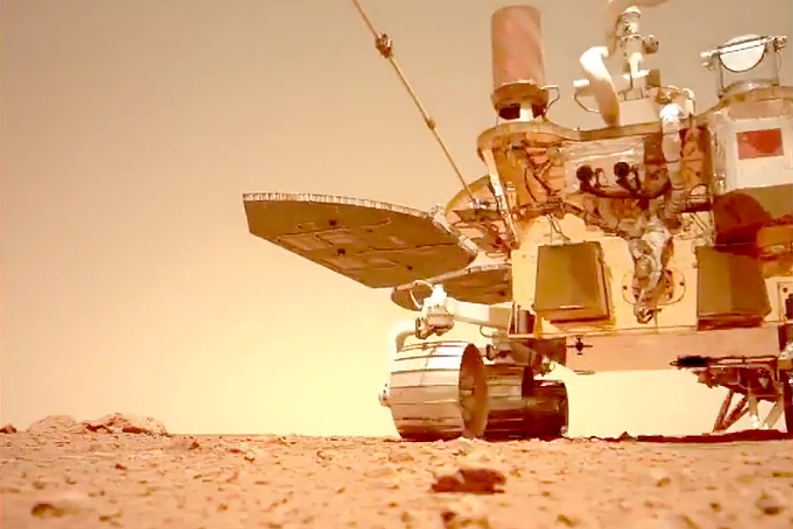 China teilt Video und Audio von seinem Rover auf dem Mars