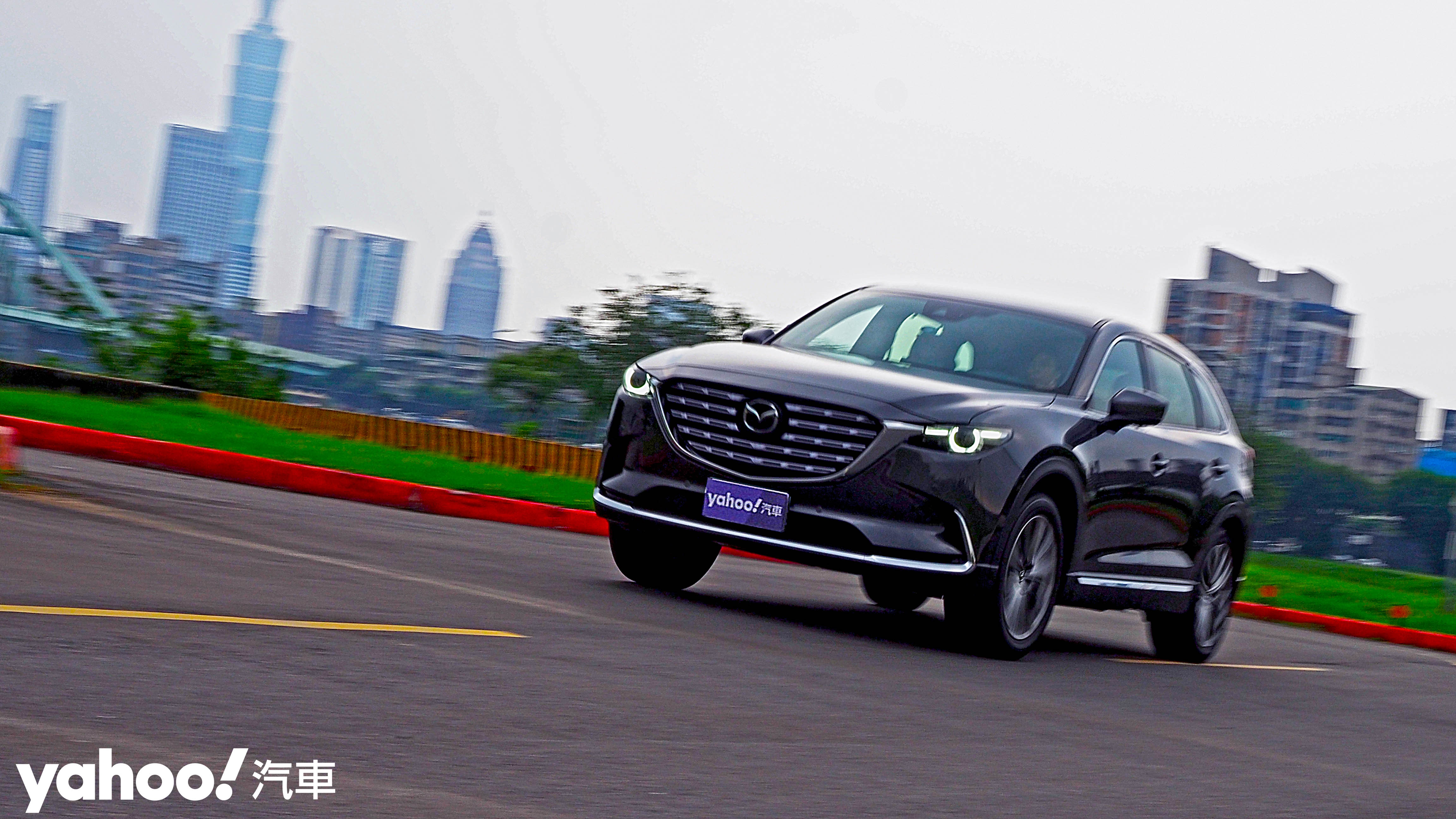 2021 Mazda CX-9 AWD旗艦進化型試駕！7人座休旅也能操控得挺有一回事！