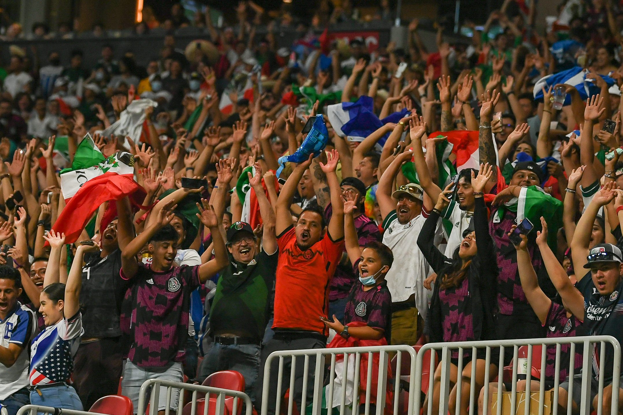 Mexico To Play World Cup Qualifiers Without Fans Due To Homophobic Chant