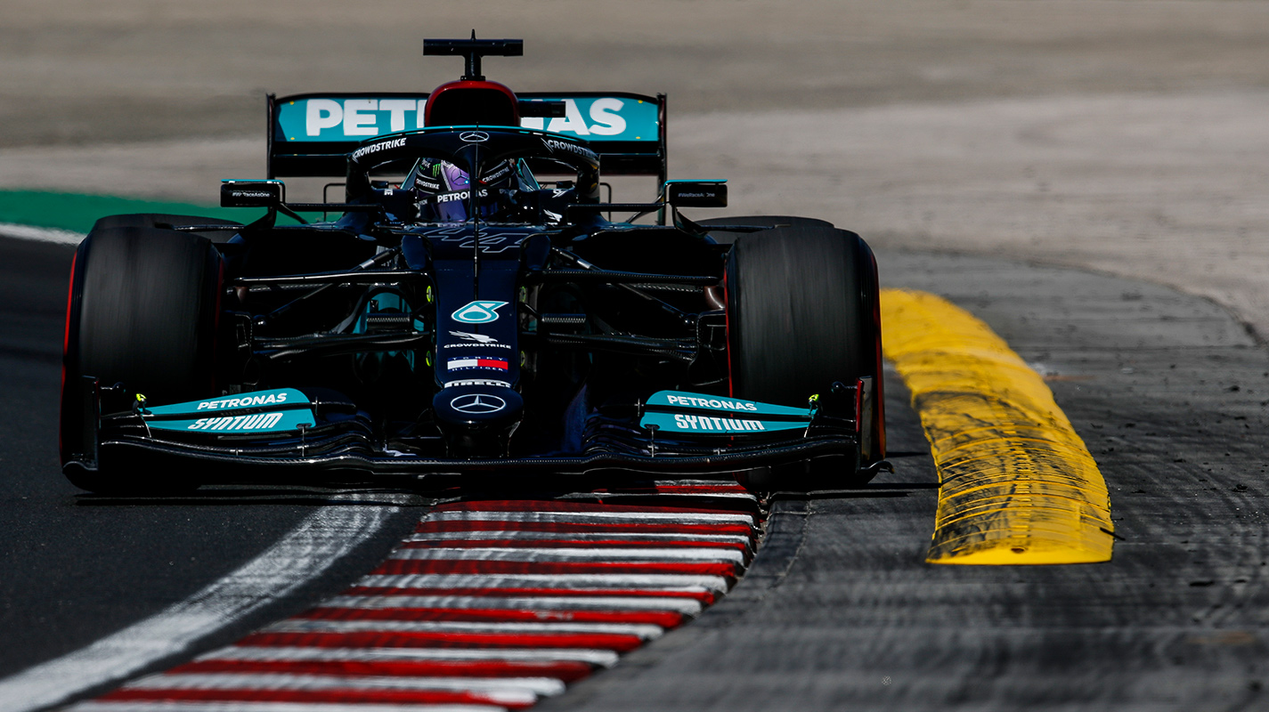 Hamilton強奪匈牙利GP竿位Mercedes車手霸佔頭排