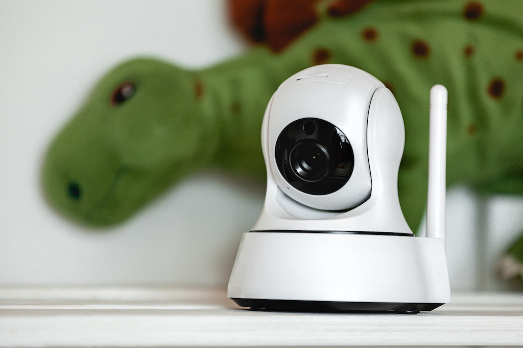 Gardez un œil sur l'intérieure de votre domicile grâce à cette caméra de  surveillance à 23,90 euros chez  