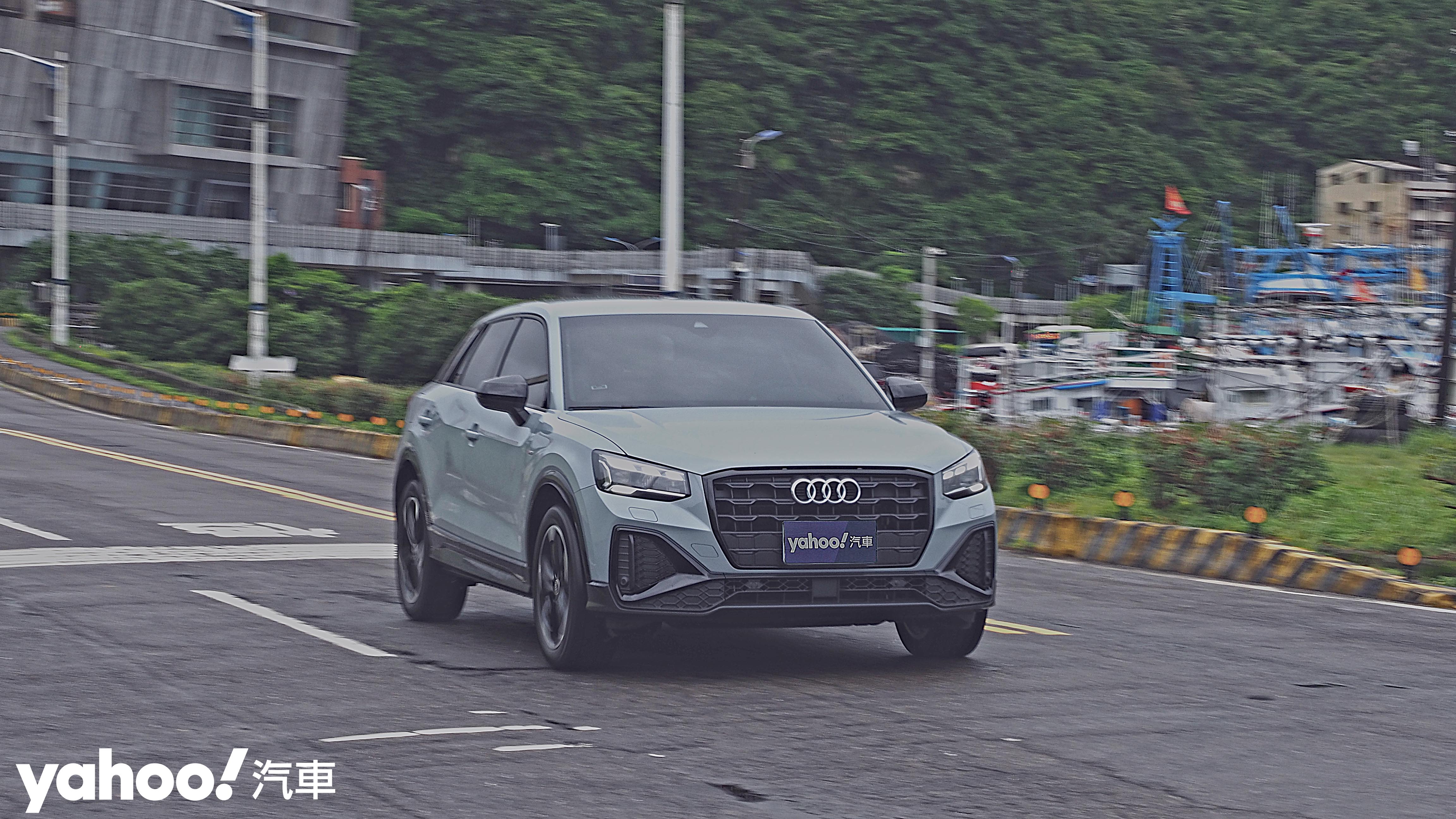 2021 Audi小改款Q2 35 TFSI S line試駕！灑下性能更對味！