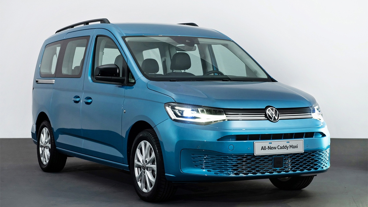 圖／Volkswagen Caddy Maxi車系導入福斯家族新世代設計語彙，相較於傳統七人座休旅，車身曲線更顯動感流線。