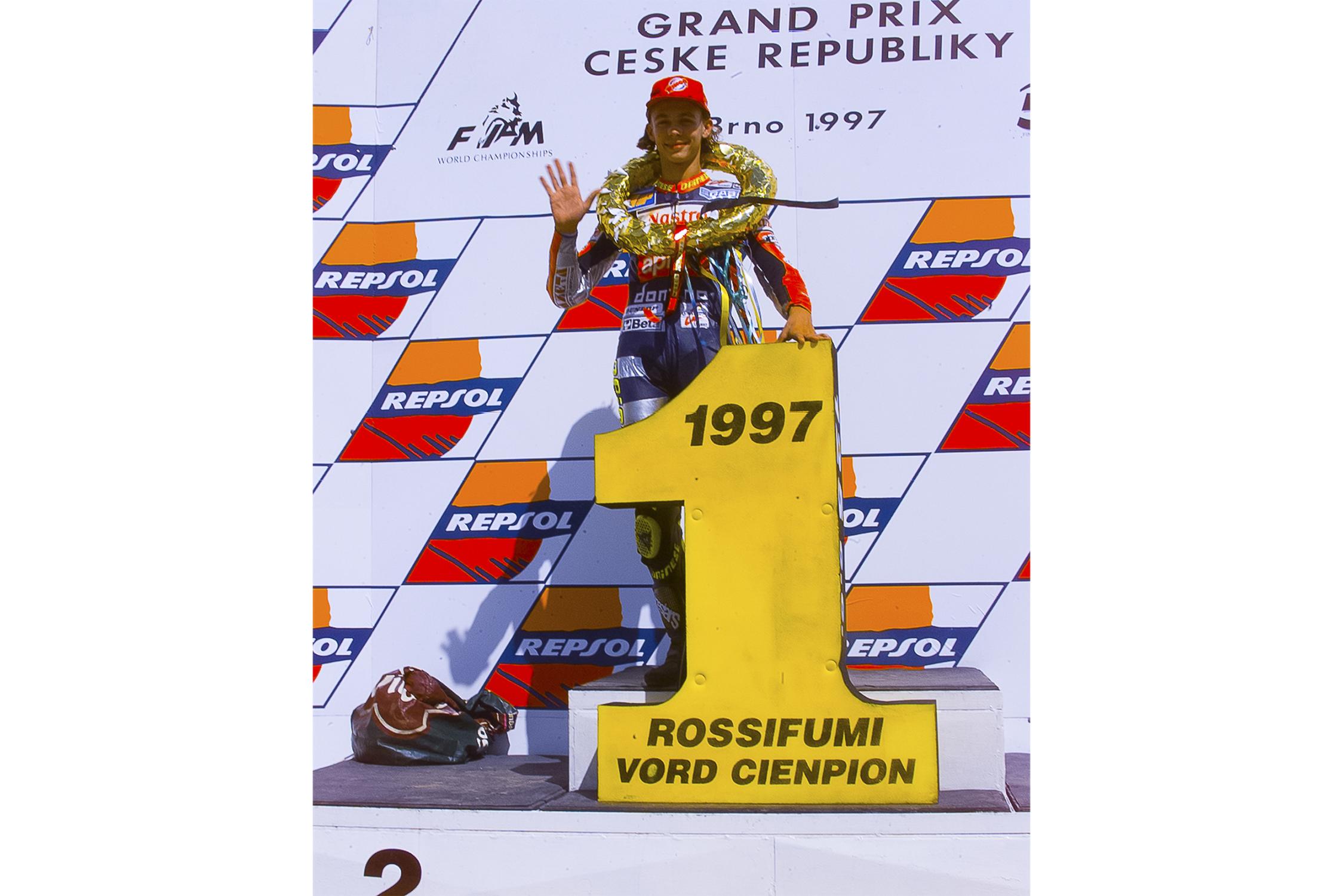 Valentino Rossi：九冠、傳奇、活歷史！回顧MotoGP二輪王者的真騎士無雙（上）
