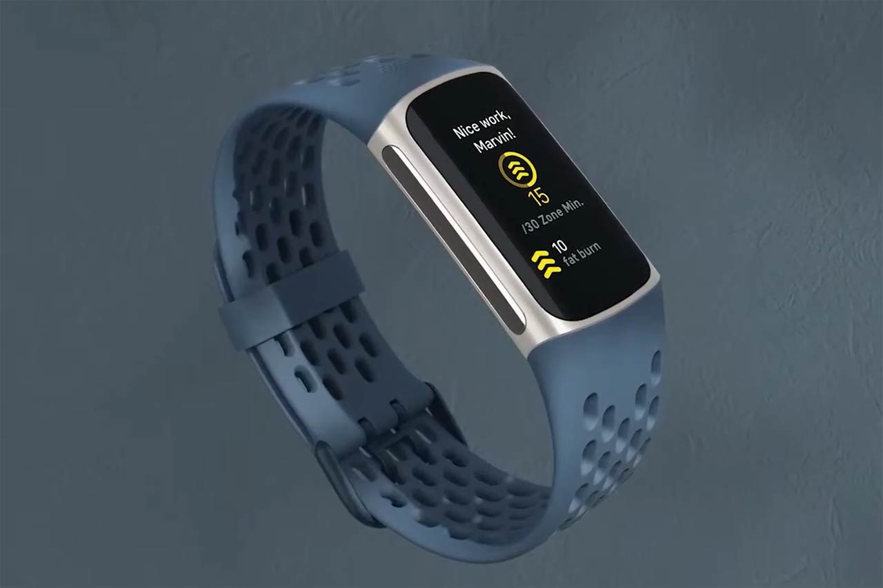 Fitbit Charge 5発表。Google傘下でFitbitが狙うコロナ禍時代の健康管理（本田雅一）