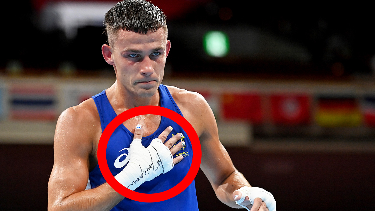 Olympics Australian Boxer Harry Garside S Nail Gesture