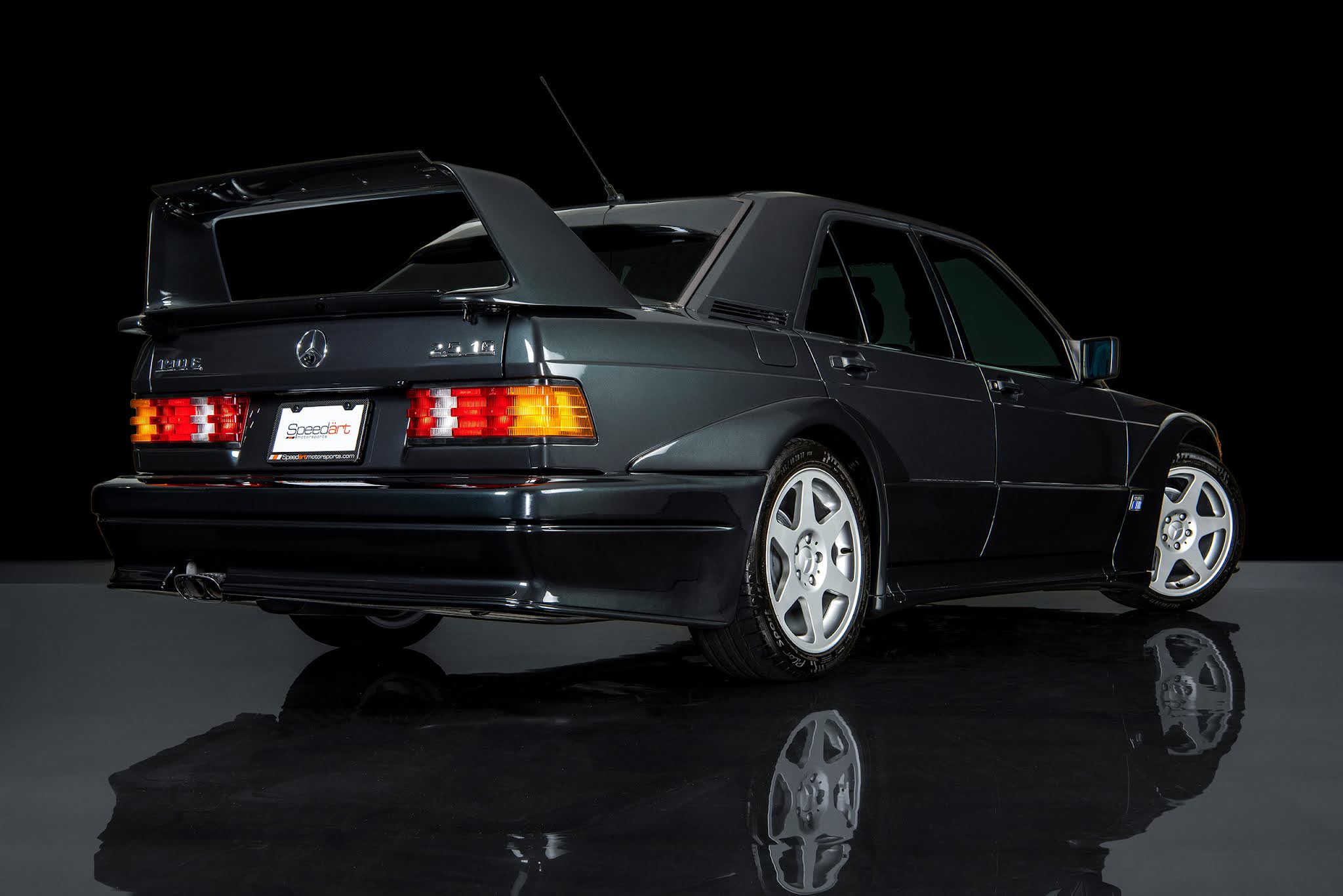 比完美還要完美的1990 Mercedes Benz 190e 2 5 16 Evolution Ii 準備拍賣了 Yahoo奇摩汽車機車