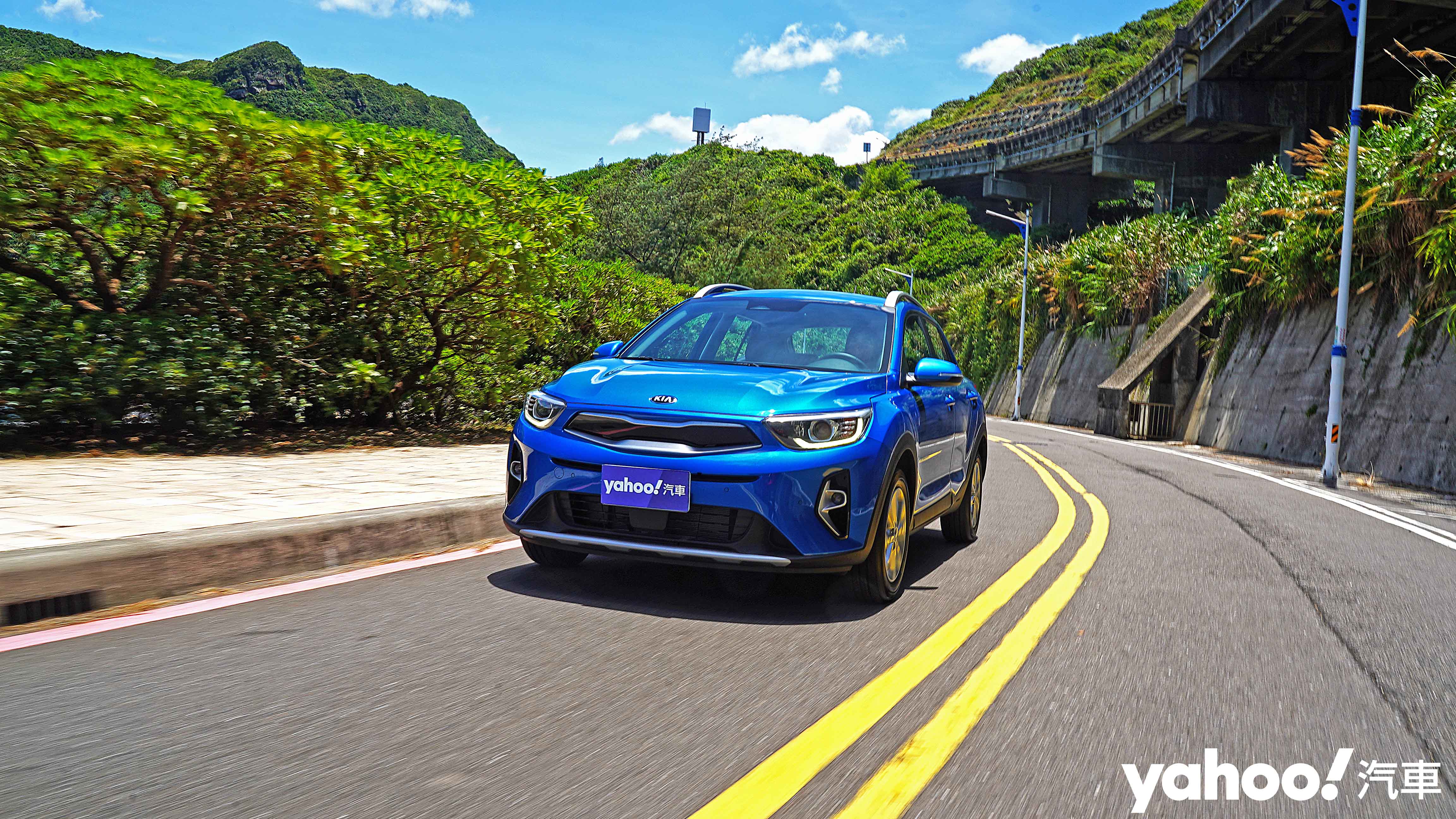 2021 KIA Stonic 1.4驚豔版濱海試駕！崇尚超值的背後是另一番合情合理