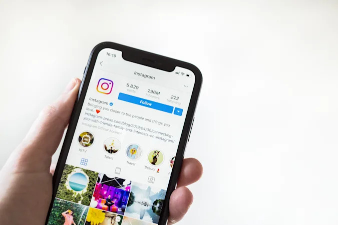 Instagram、フィードの表示順を制御できる機能を社内テスト中