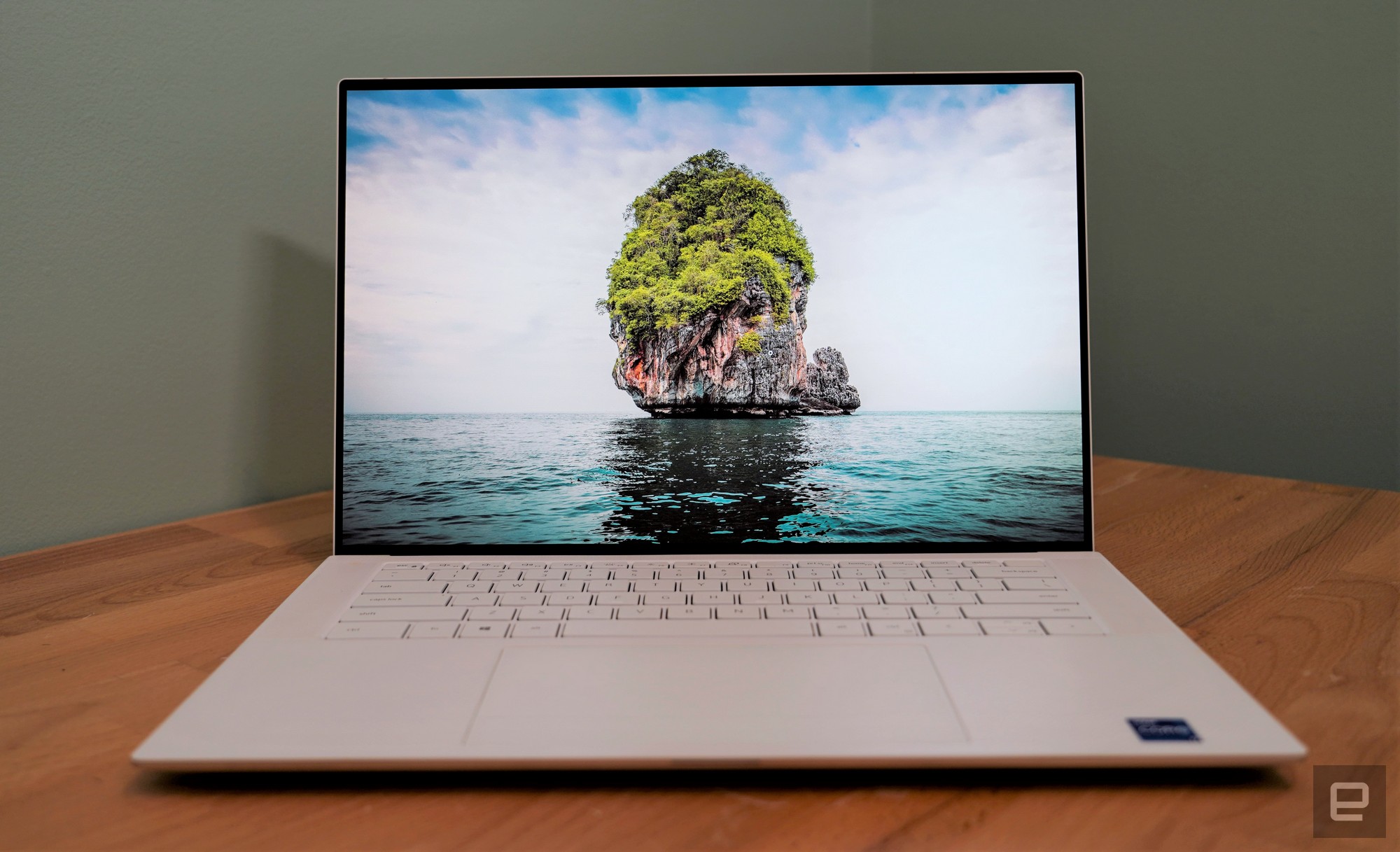 Dell Xps 15 Oled Review A Practically Perfect 15 Inch Laptop 4765