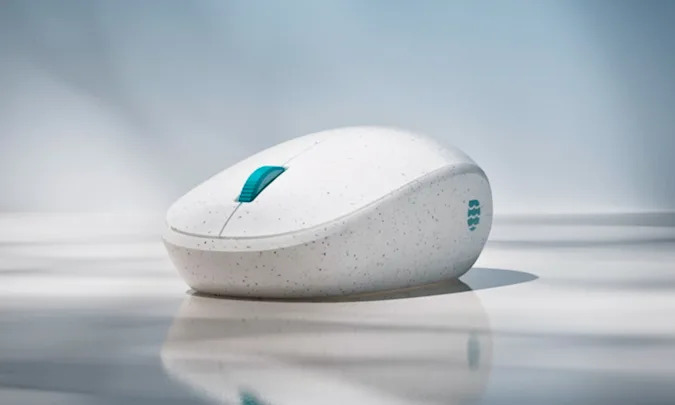 マイクロソフト、海洋プラスチックを再利用した Ocean Plastic Mouse を海外発表