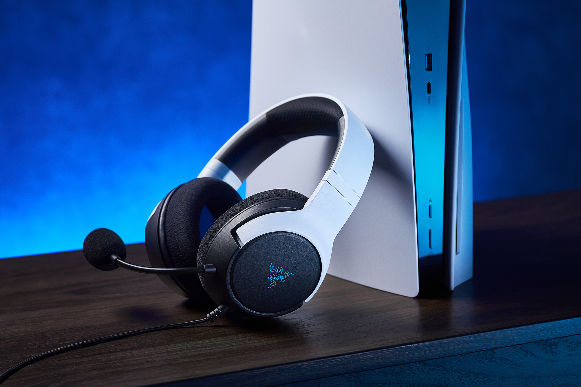 Razer's Kaira X is a lower-cost headset for console gamers