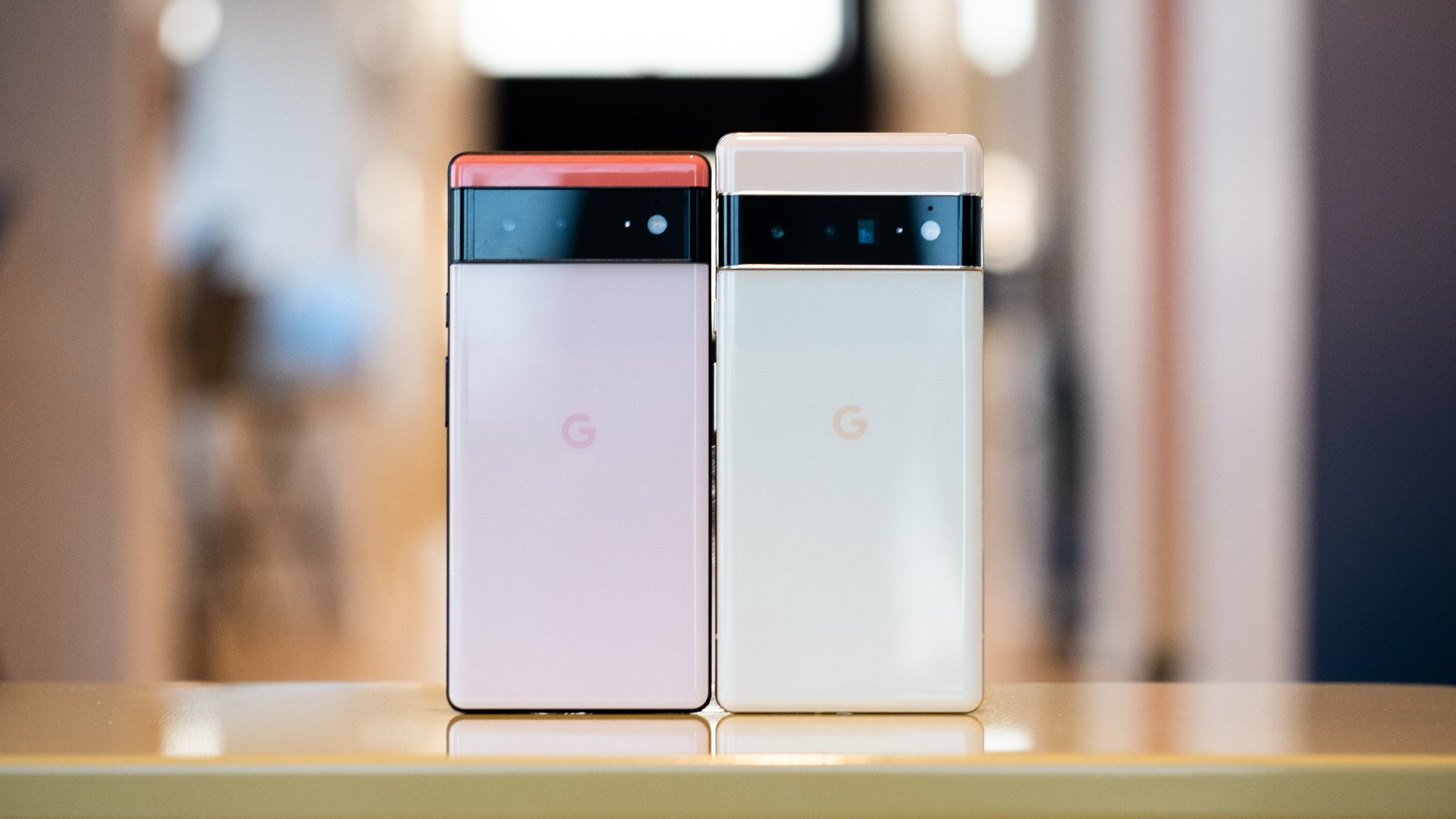 Google Pixel 6 and 6 Pro.