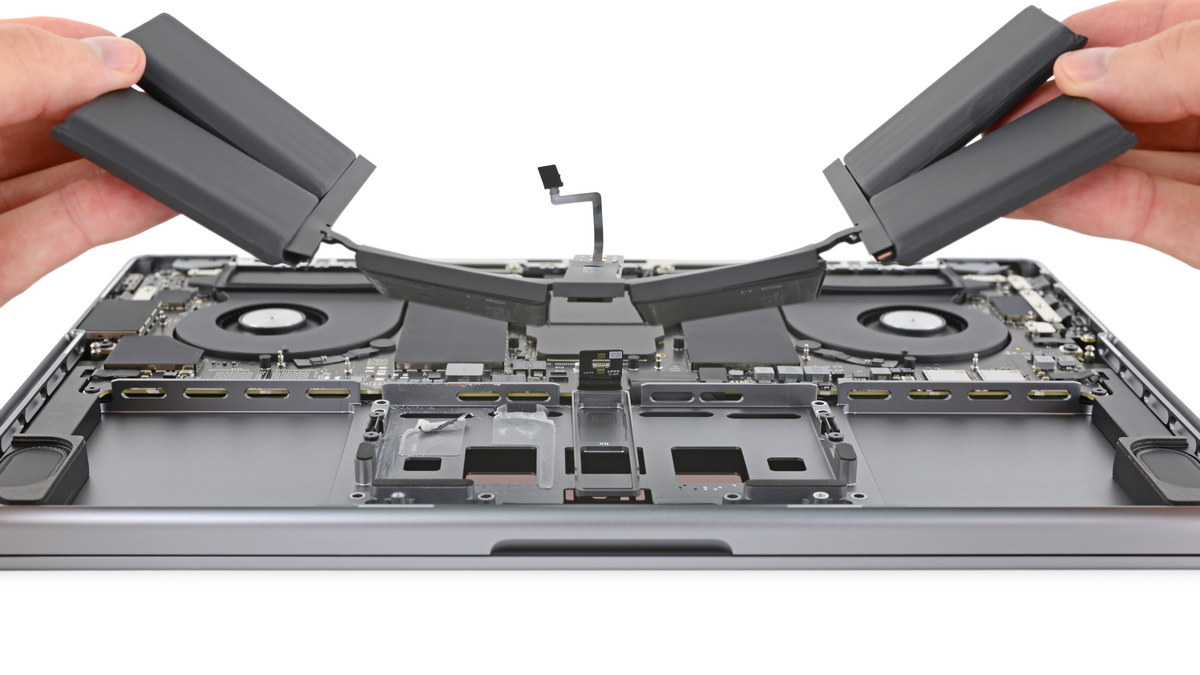 2021 Macbook Pro Teardown Reveals Easy To Remove Batteries 6302