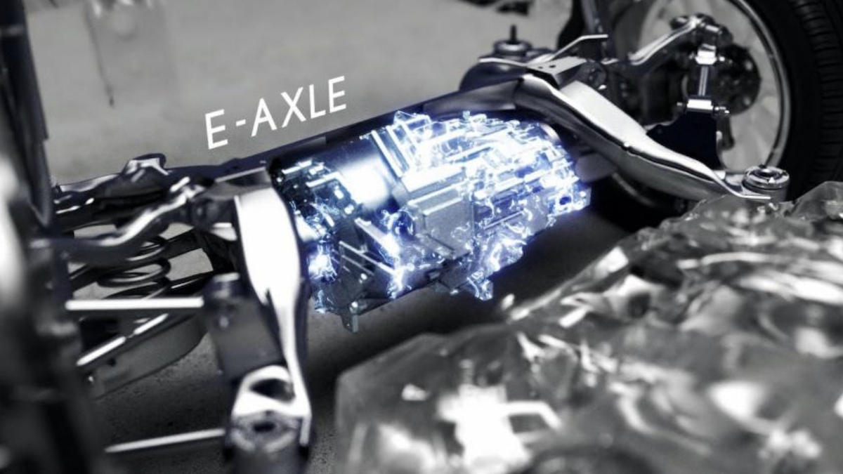 新世代 Lexus RX 將出現 2.4 升渦輪加電動馬達的車型，並搭載全新的 Direct4 新型四輪控制技術。