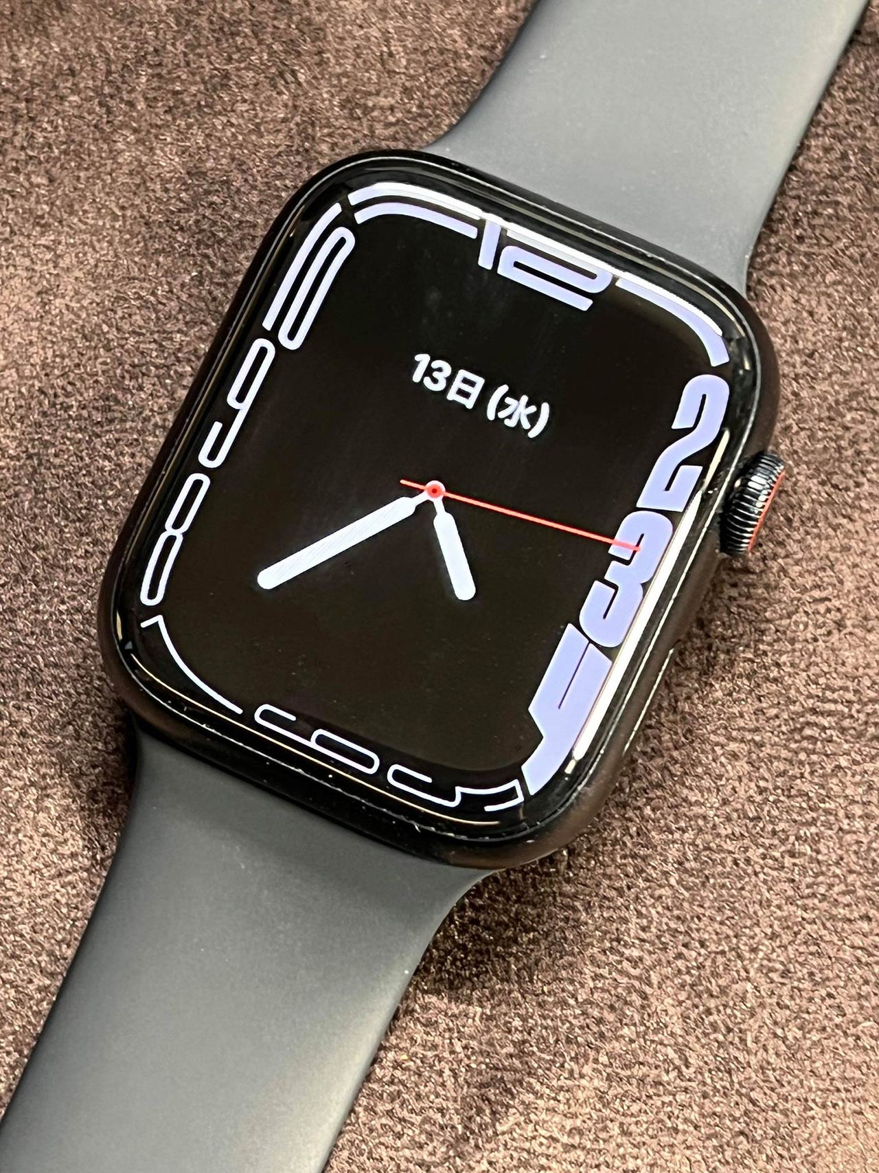 画面が大きくなっただけじゃないapple Watch Series 7 実機で確認できた真の価値 本田雅一 Engadget 日本版