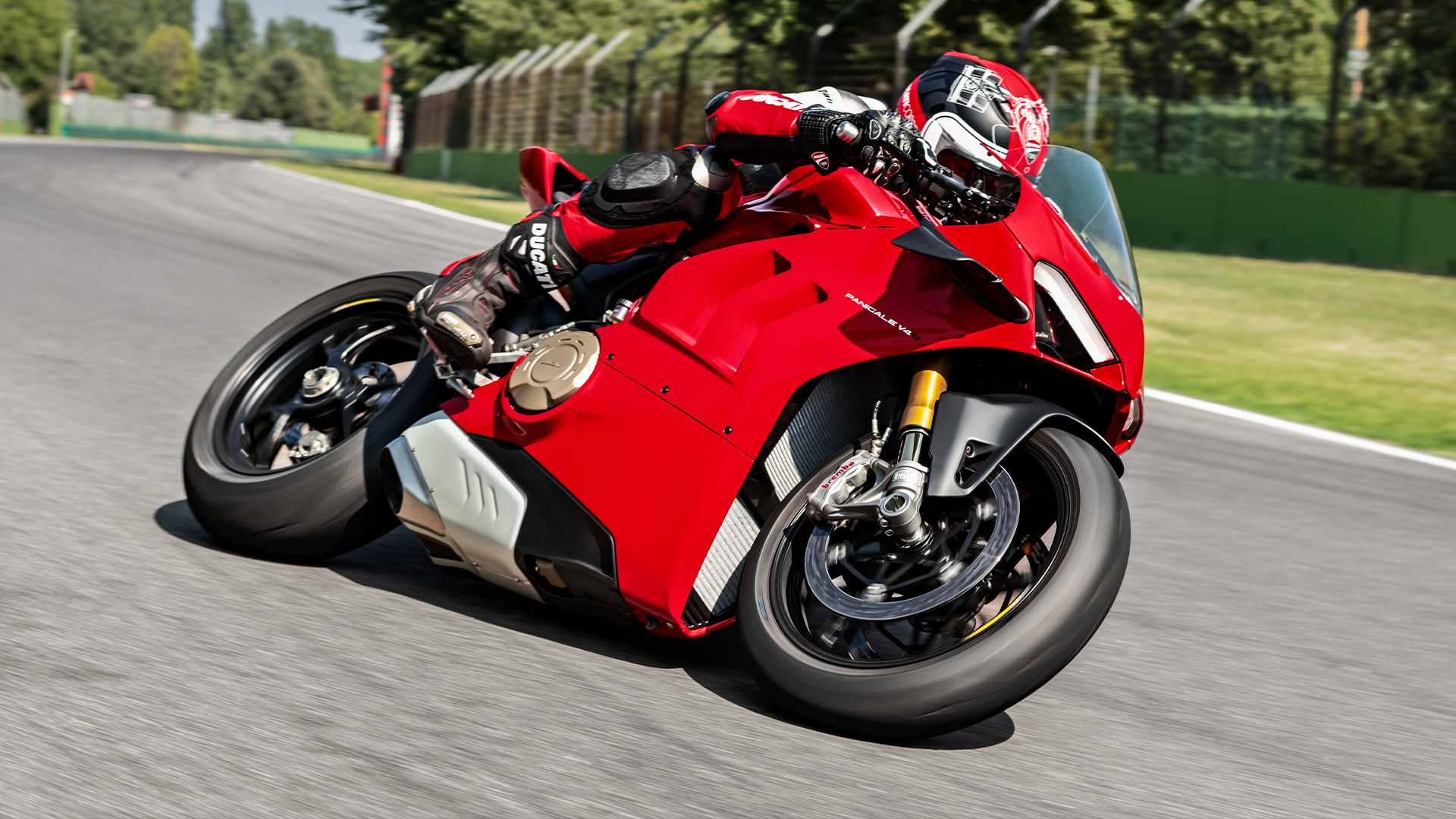 Ducati Panigale V4 S－《猛毒2：血蜘蛛》中的另一匹紅色猛獸