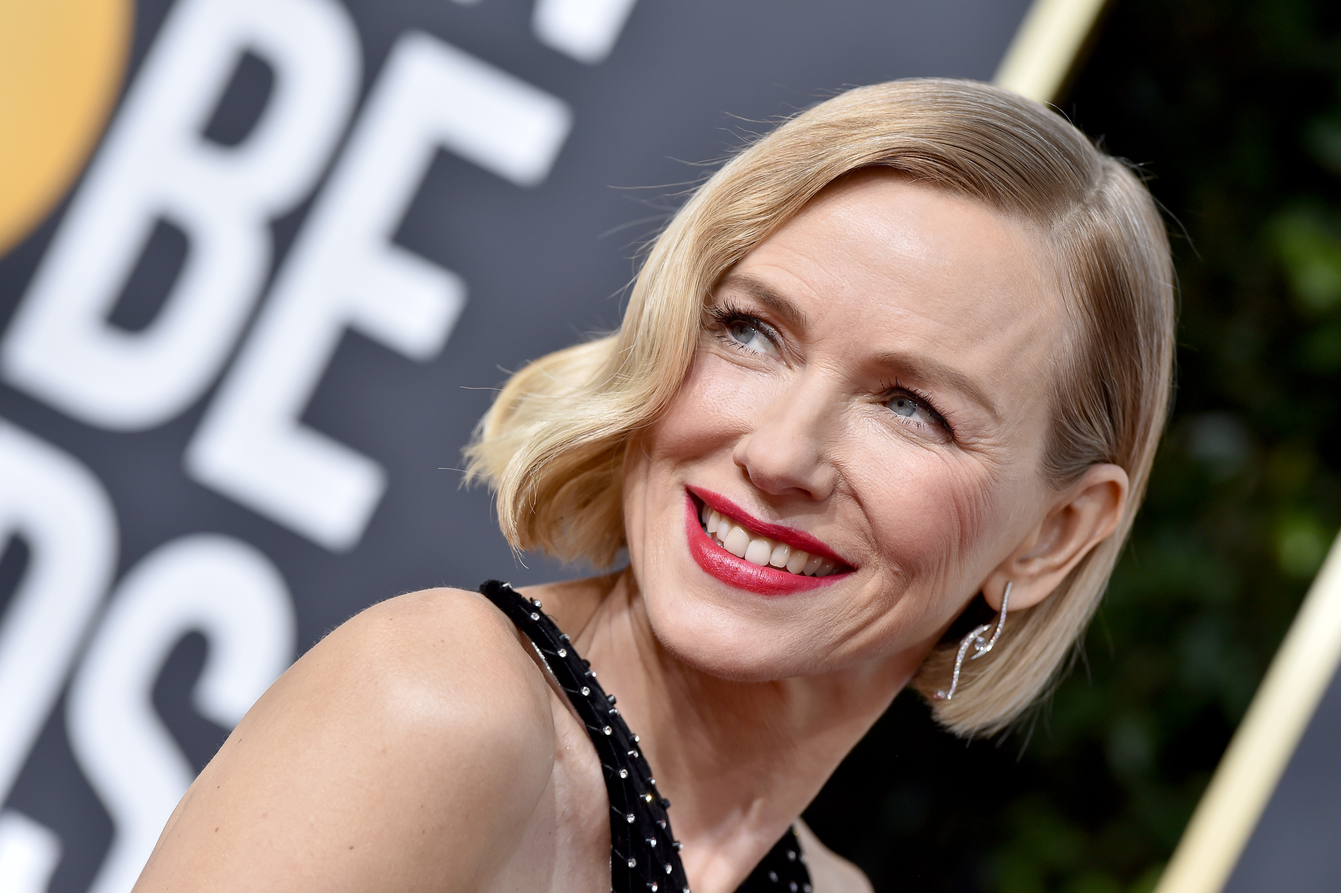 BEVERLY HILLS, CALIFORNIA - JANUARY 05: Naomi Watts attends the 77th Annual Golden Globe Awards at The Beverly Hilton Hotel on January 05, 2020 in Beverly Hills, California. (Photo by Axelle/Bauer-Griffin/FilmMagic)