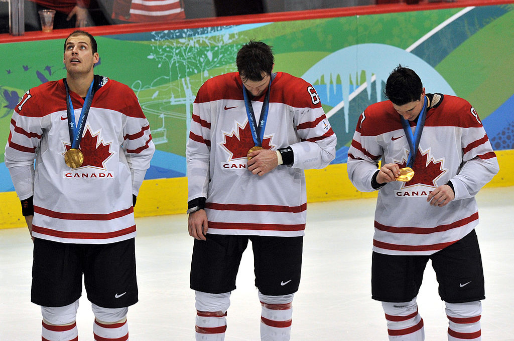 Team Canada unveils 2014 Olympic hockey jersey