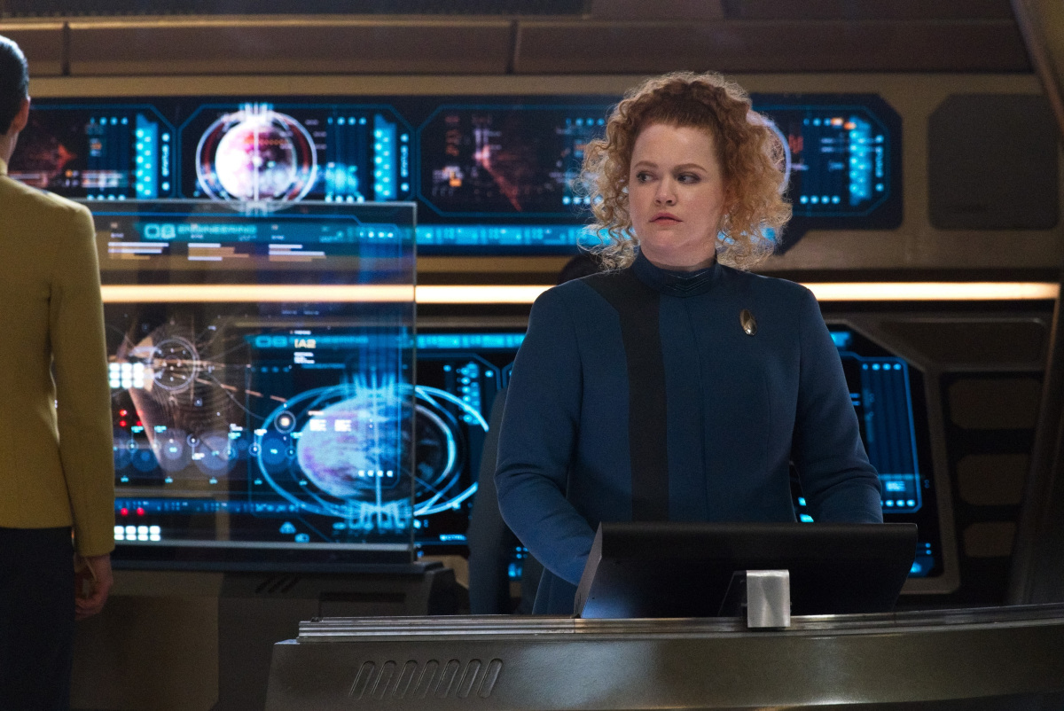 Afgebeeld: Mary Wiseman als Tilly van de Paramount+ originele serie STAR TREK: DISCOVERY. Foto Cr: Michael Gibson/ViacomCBS © 2021 ViacomCBS. Alle rechten voorbehouden.