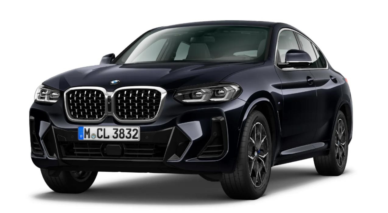 圖／2022 BMW X4 xDrive30i M Sport X4採用全新設計的雙腎型水箱護罩，搭配凸顯線條銳利度與層次感的智慧LED頭燈，大幅提升整體視覺衝擊感。