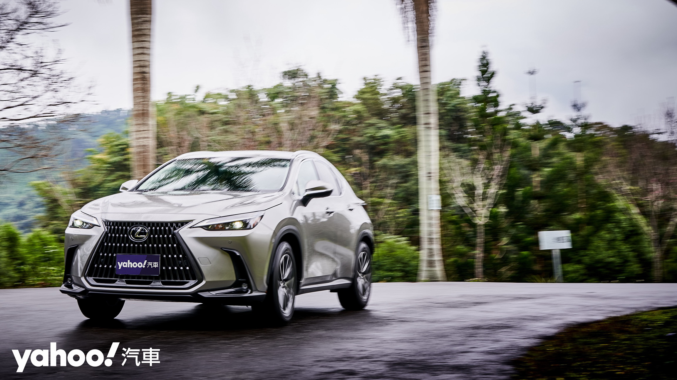 2022 Lexus大改款NX350h豪華版臨潭試駕！由內而生的質感加成！