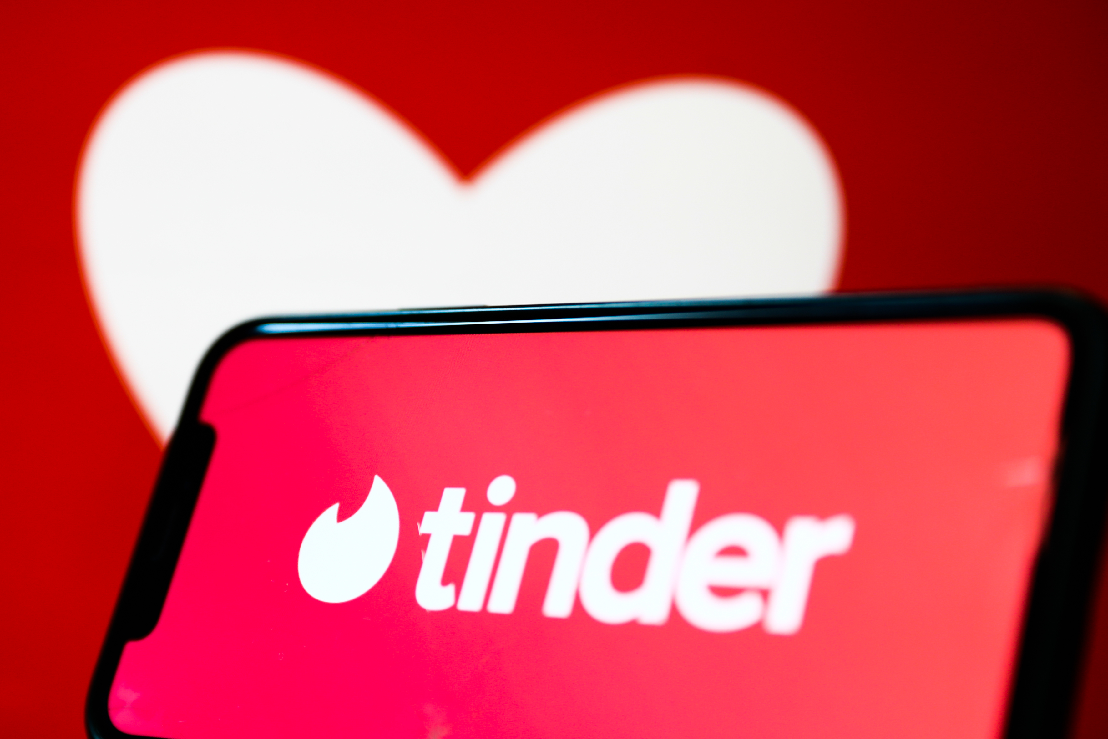 Tinder Scales Back Its Plans For Dating In The Metaverse Engadget