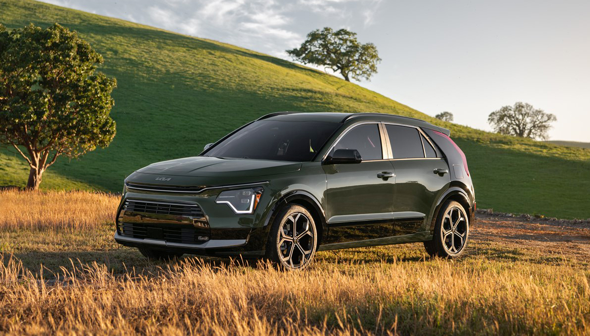 kia-s-2023-niro-suv-comes-in-all-the-ev-flavors-or-engadget