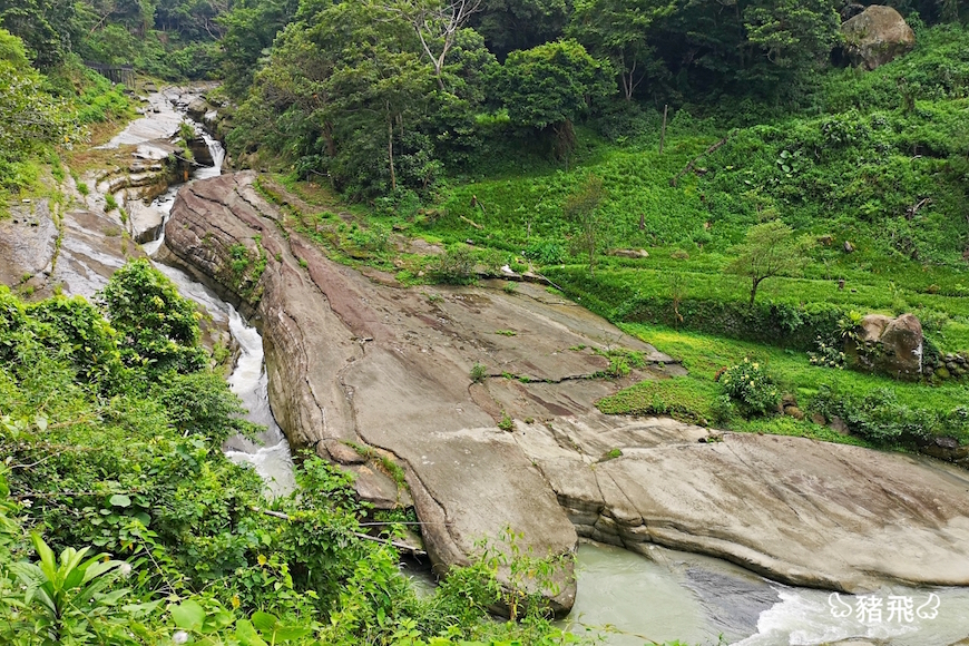 雲林草嶺｜萬年峽谷