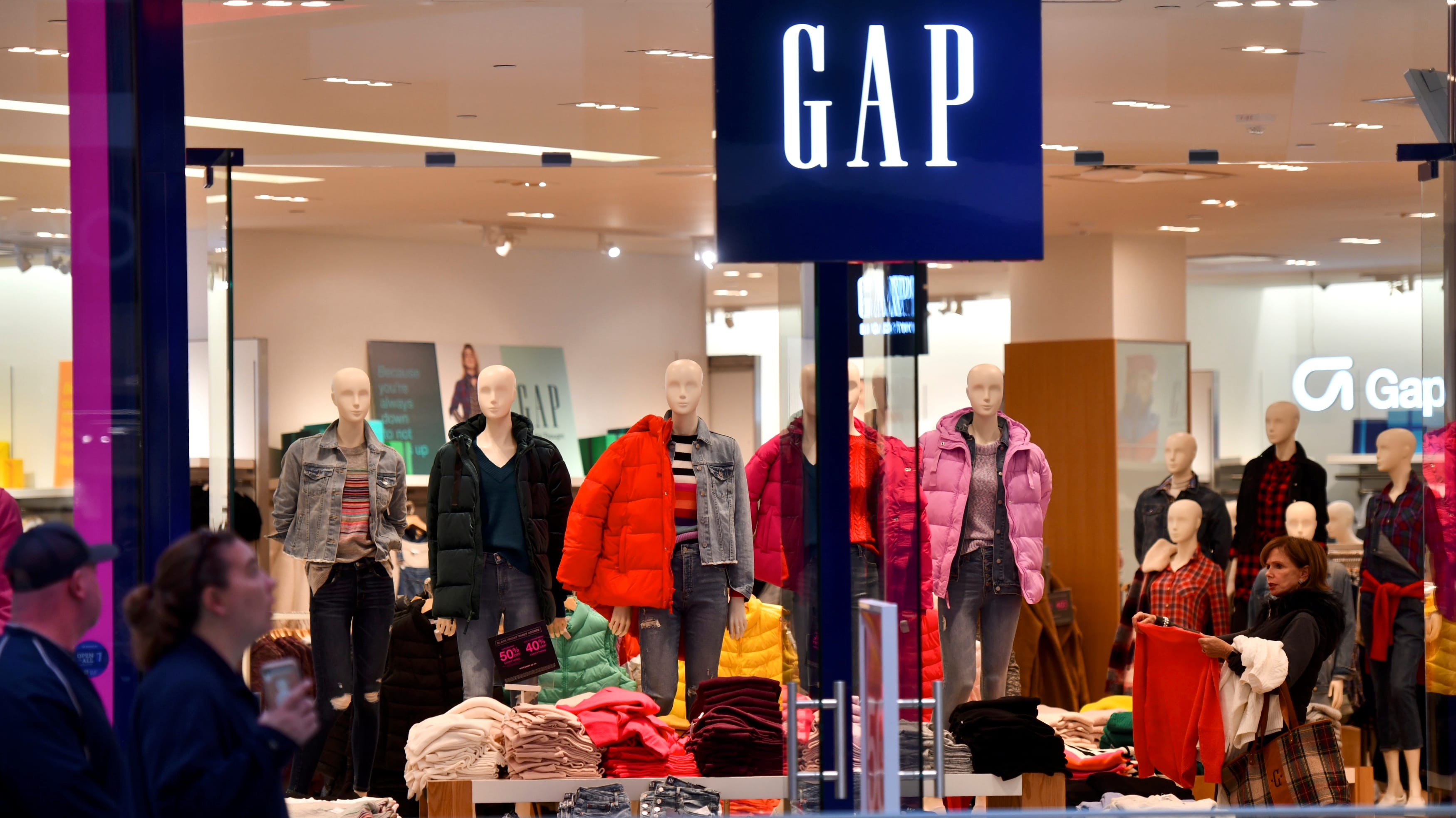 GAP: End of season clearance extra 60% off clearance styles