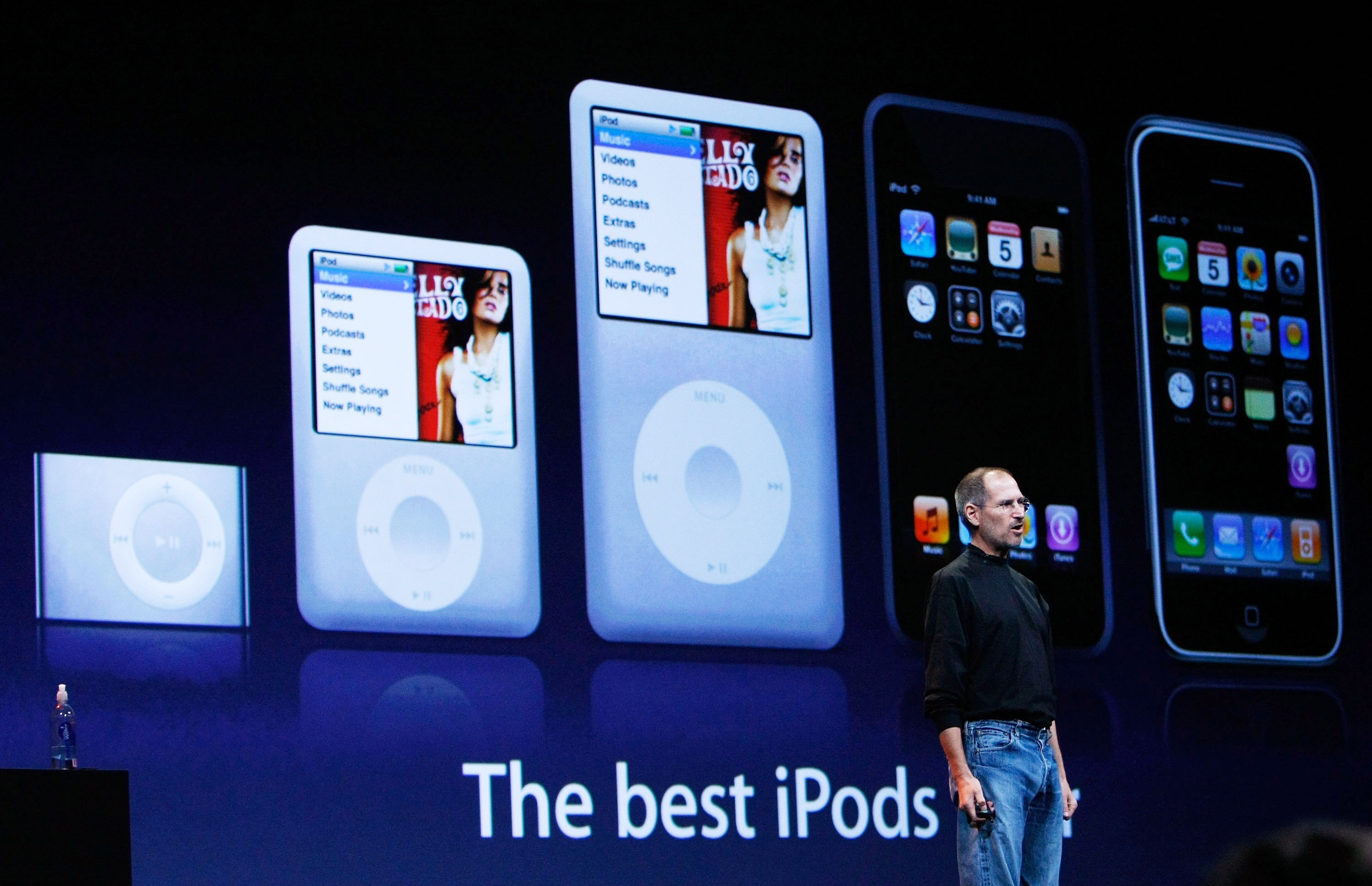 the-ipod-created-the-two-headed-monster-that-finally-killed-it-engadget