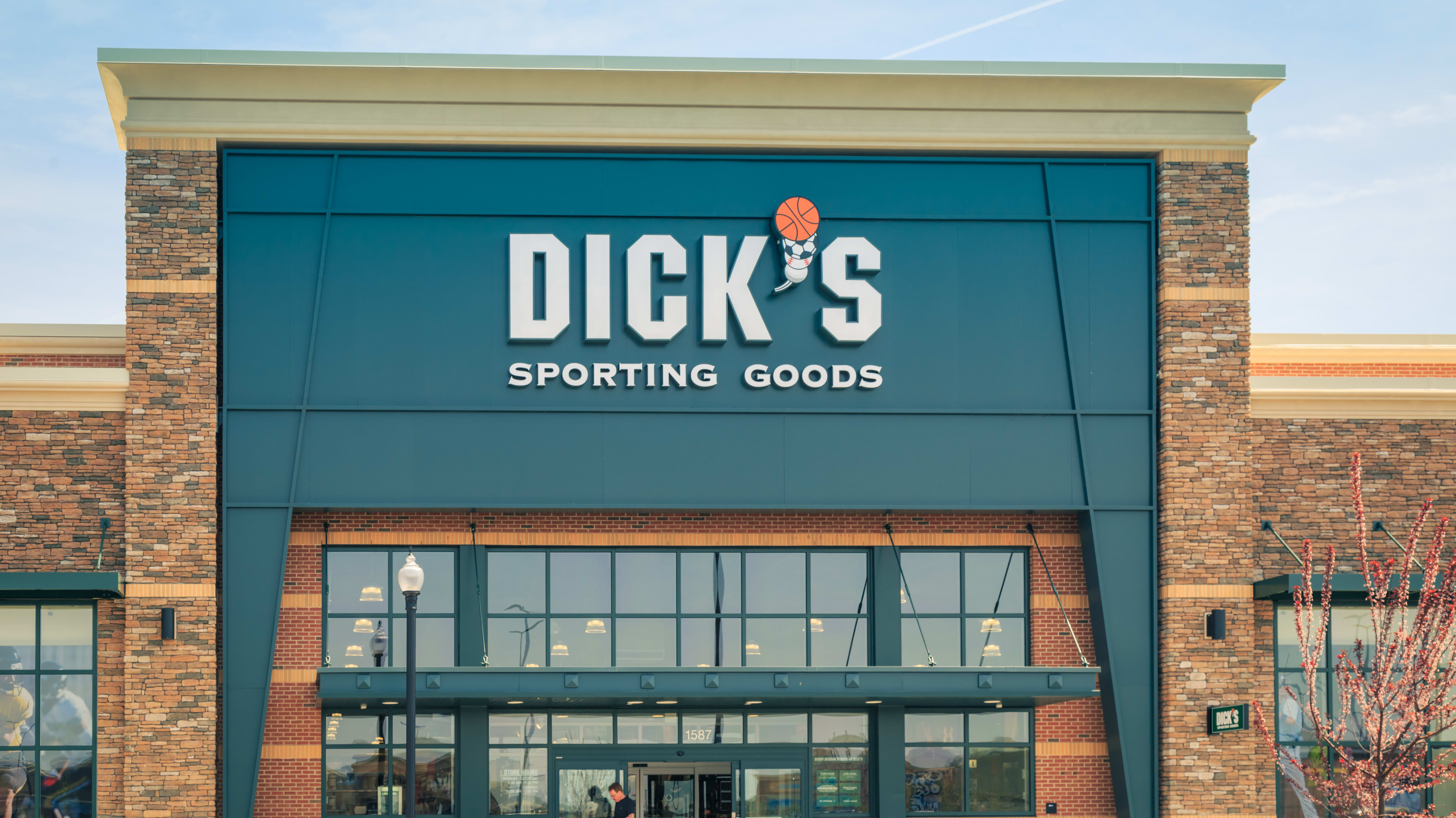 DICK'S SPORTING GOODS: JUST DO IT POP-UP — Studio Butch