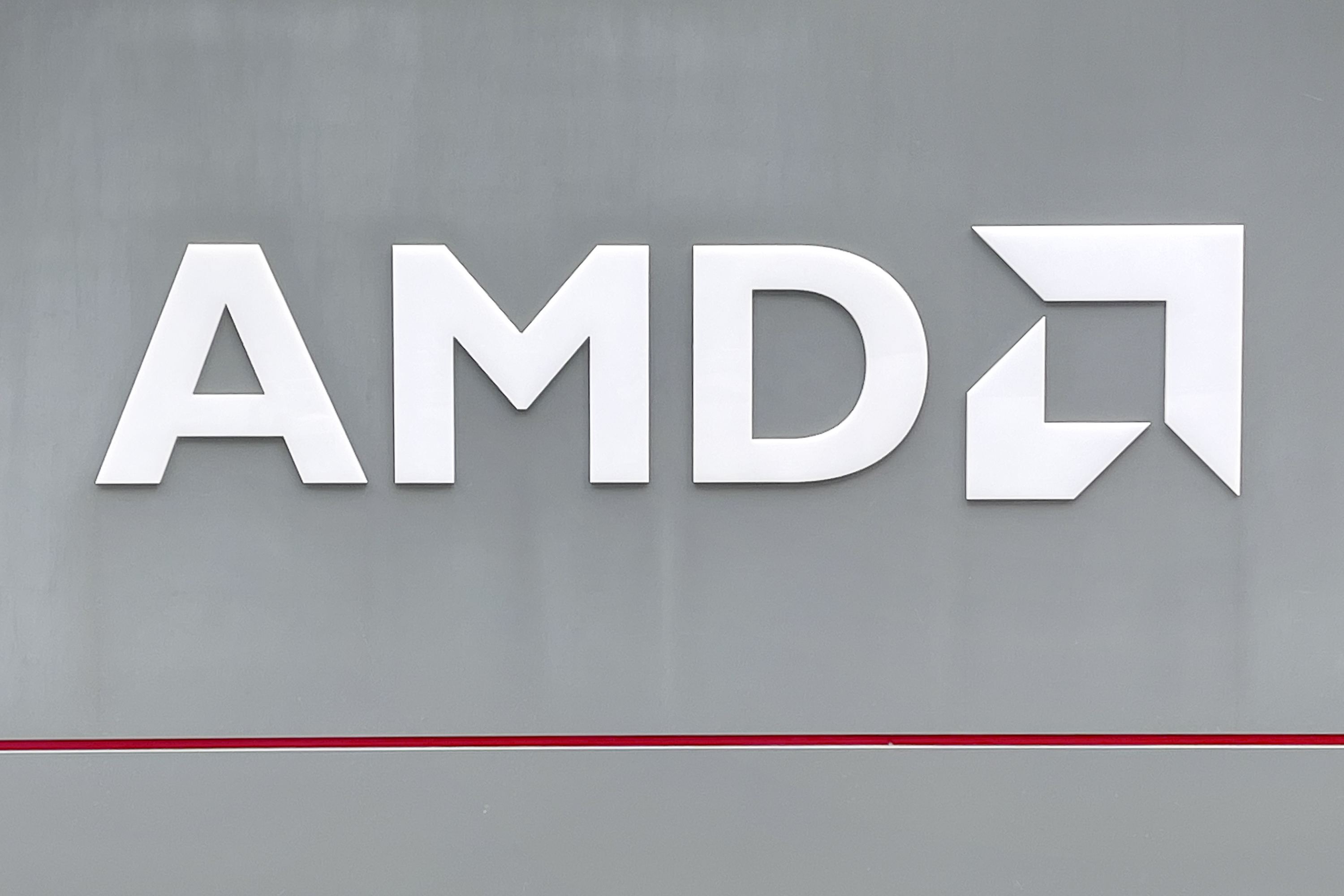 AMD presenta las nuevas CPU Dragon Range para portátiles para juegos de gama alta