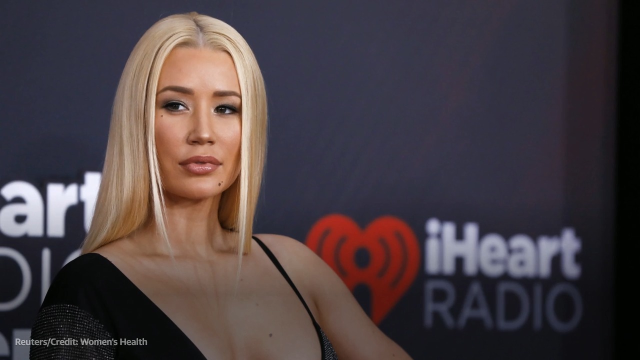 2016 Iggy Azalea Nude - Iggy Azalea Wore A 'Naked' Dress On Her Birthday To Show Off Her Snatched  Core