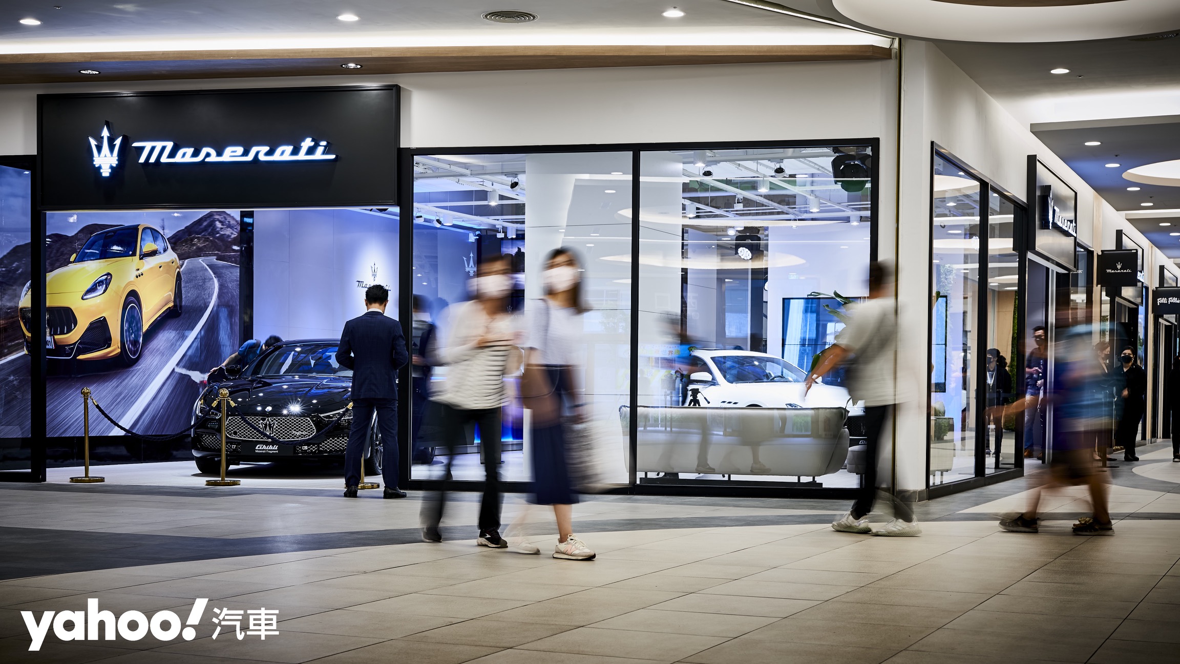 Maserati台南品牌形象館於台南三井Mitsui Outlet Park精華區塊。