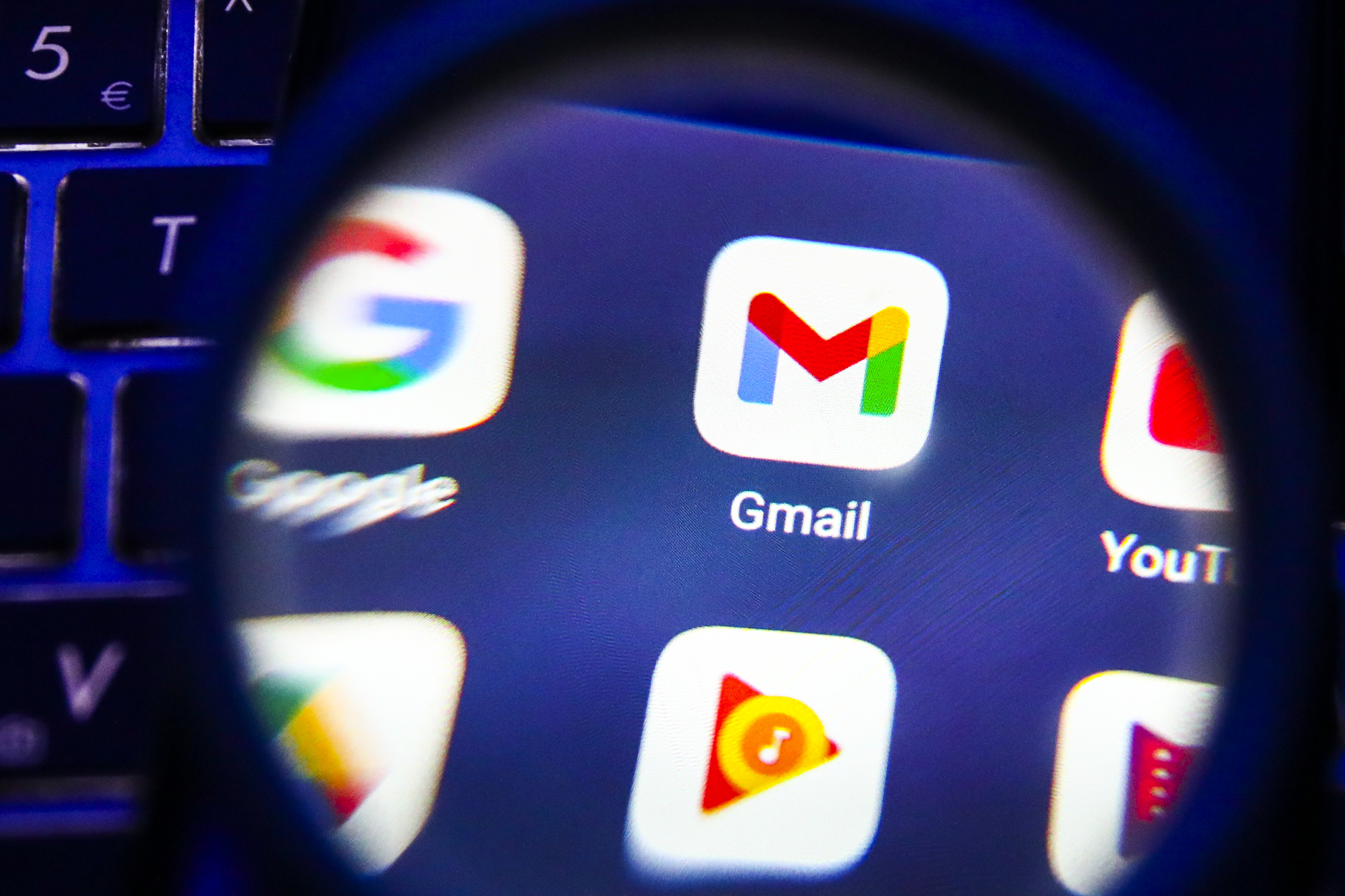 FEC says Google can let political campaigns dodge Gmail's spam filters