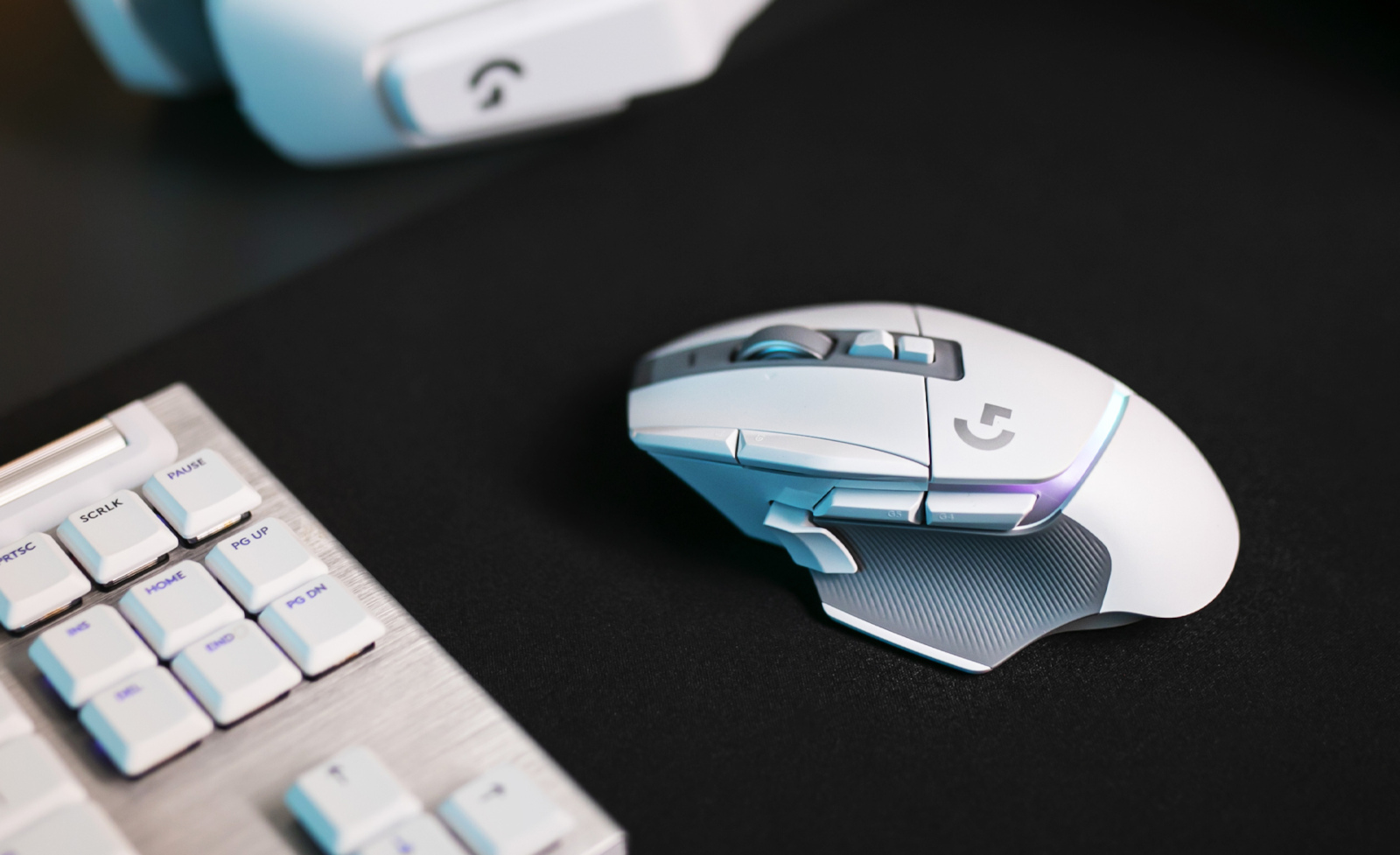Logitech’s G502 X modernizes its bestselling gaming mouse | Tech Reader