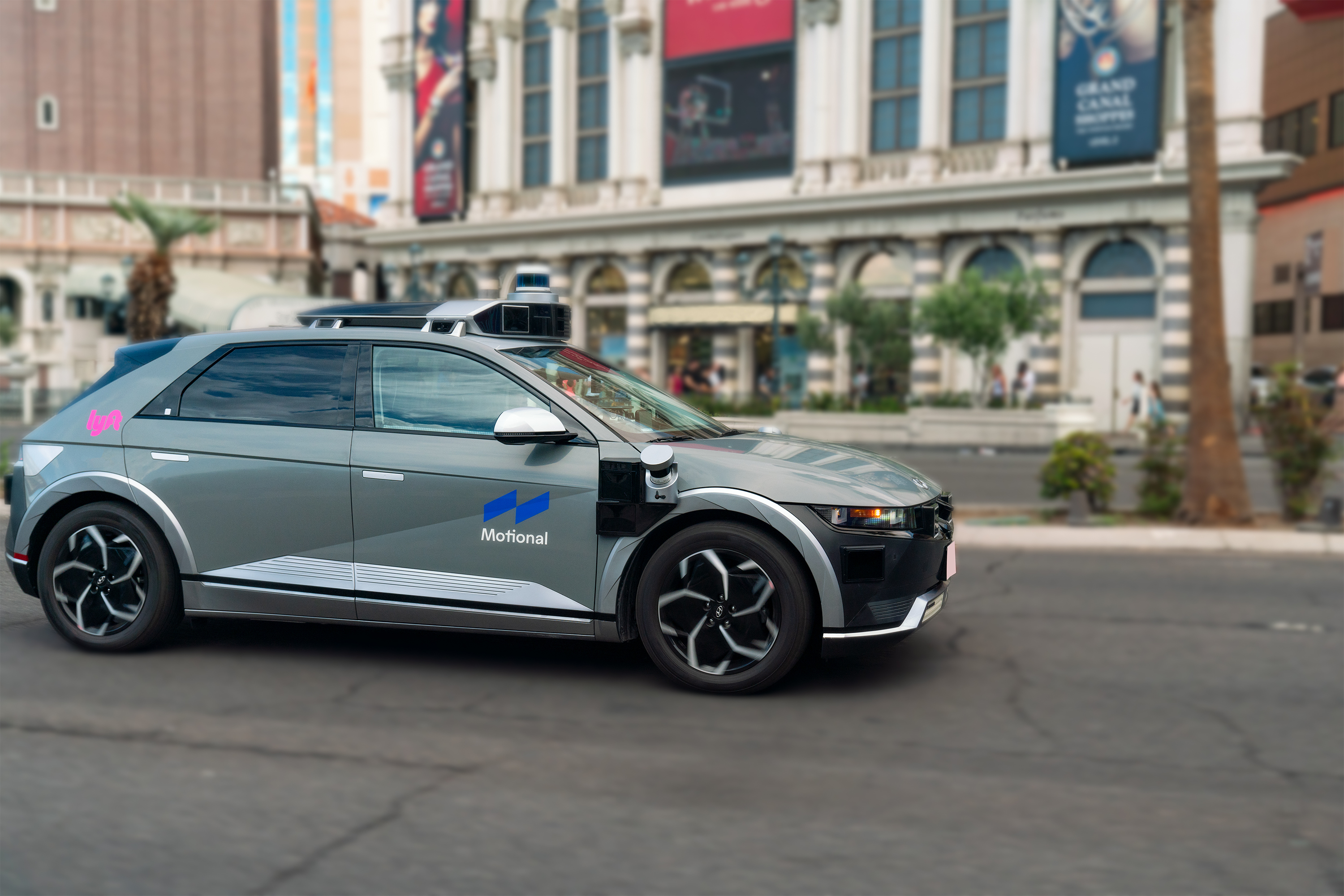 Your next Lyft in Las Vegas might be a driverless EV