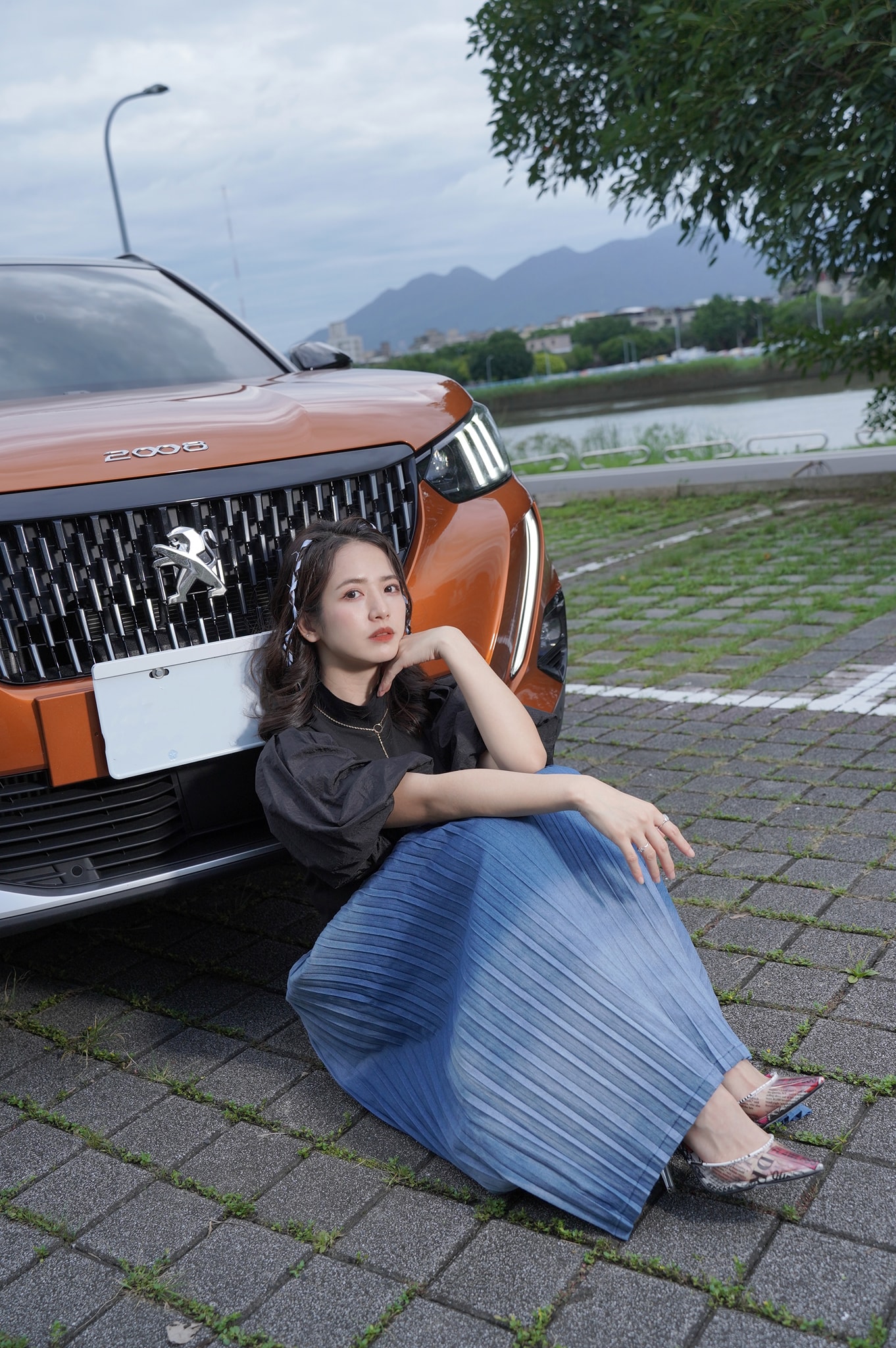 【明星聊愛車】臧芮軒人生購買的第一台車選擇Peugeot 2008 原因：「小型休旅停車方便、儀表板操控按鈕媲美飛機座艙、自動切換遠近光燈安全性高！」