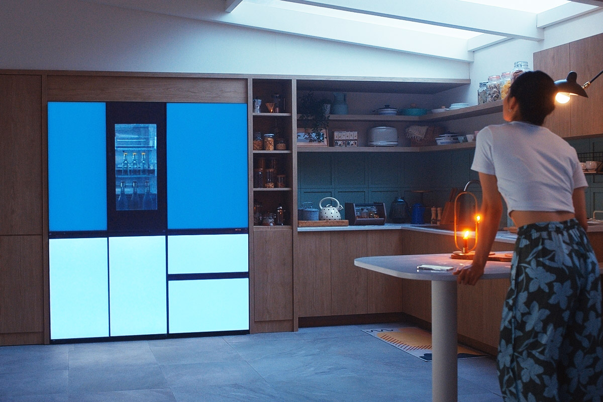 LG’s MoodUP refrigerator uses LED panels to color shift your kitchen