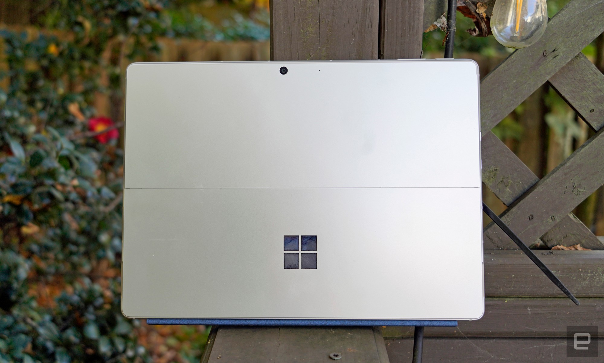 <p>Surface Pro 9 with 5G</p>
