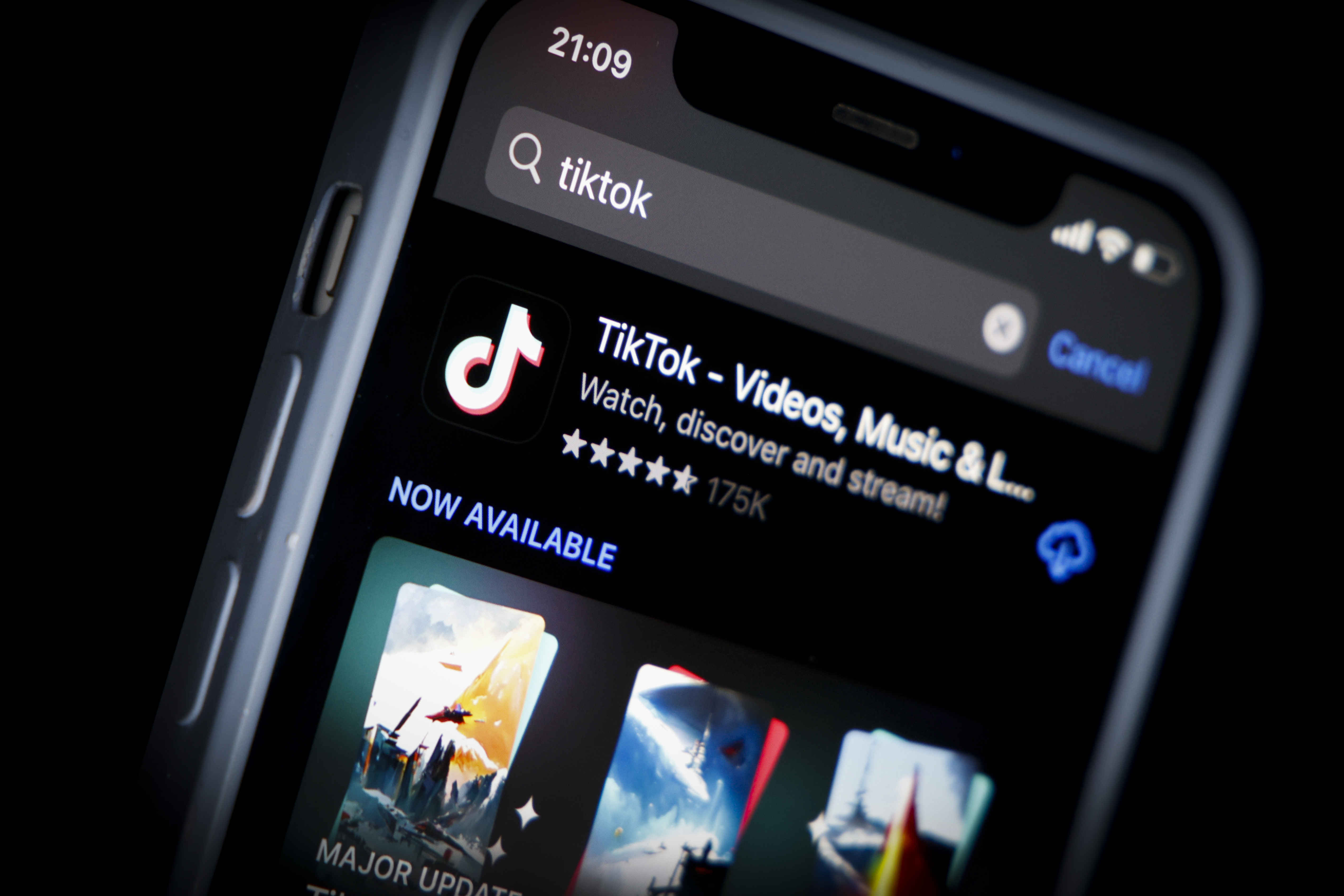 TikTok creators could soon put videos behind a paywall